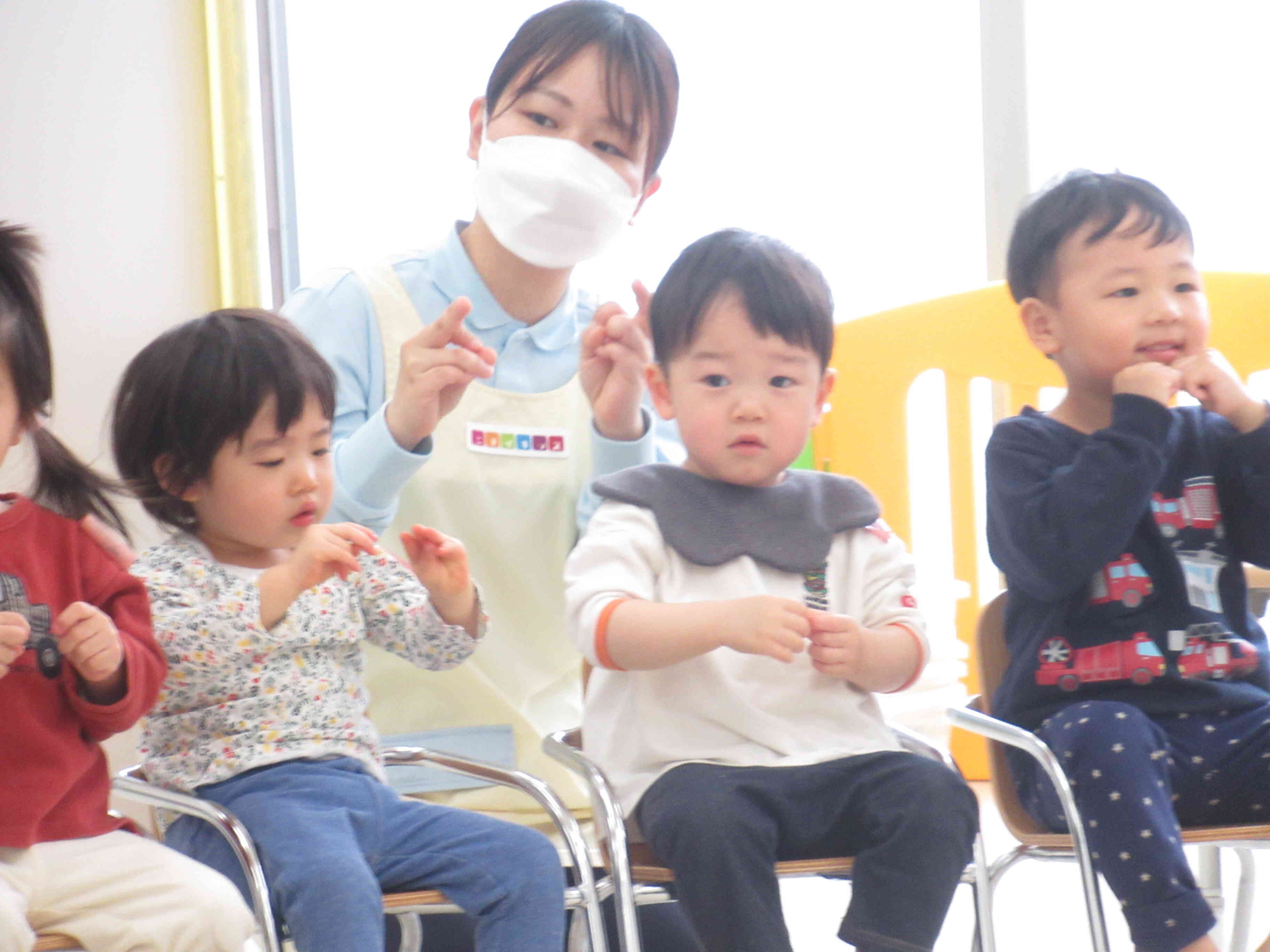 真似してやってるよ