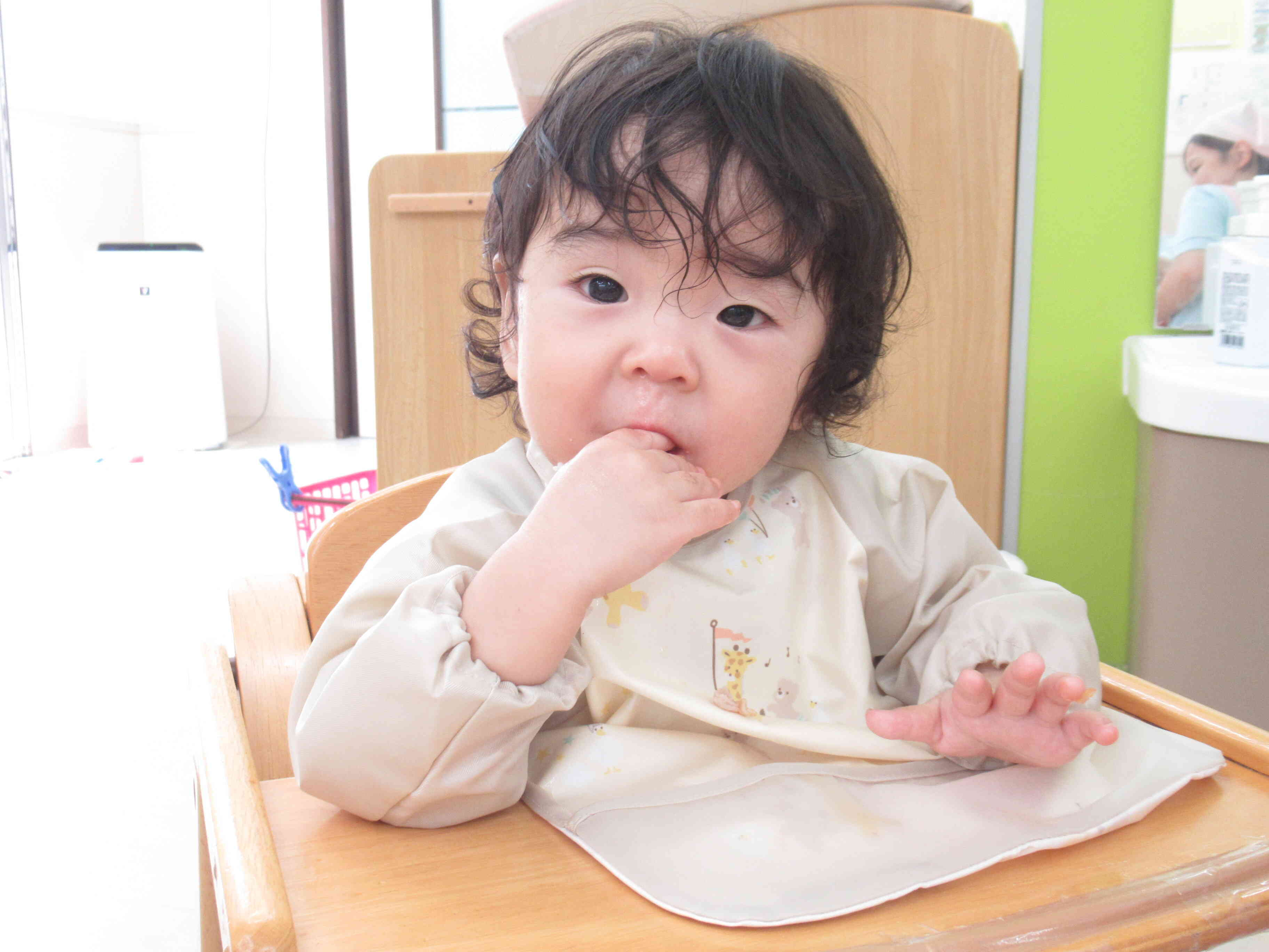 お椅子に座って・・