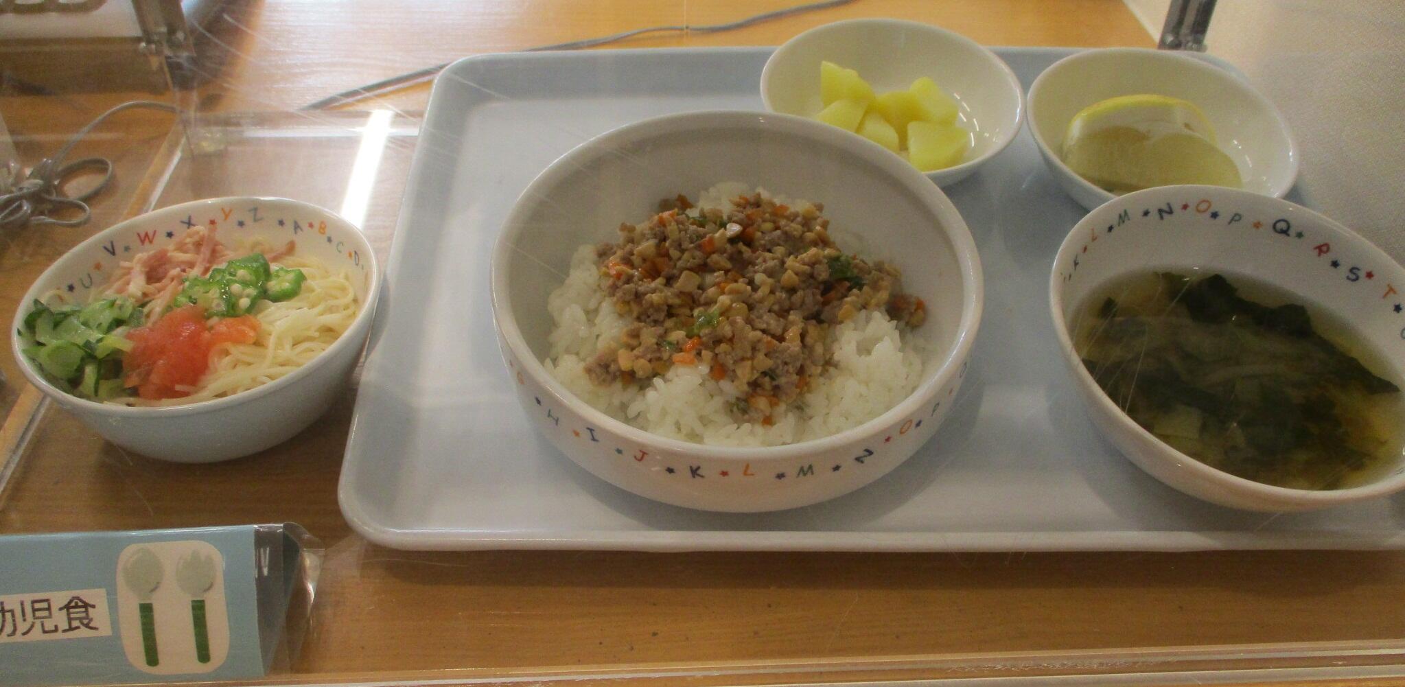 みんなに人気の、炒め納豆丼！