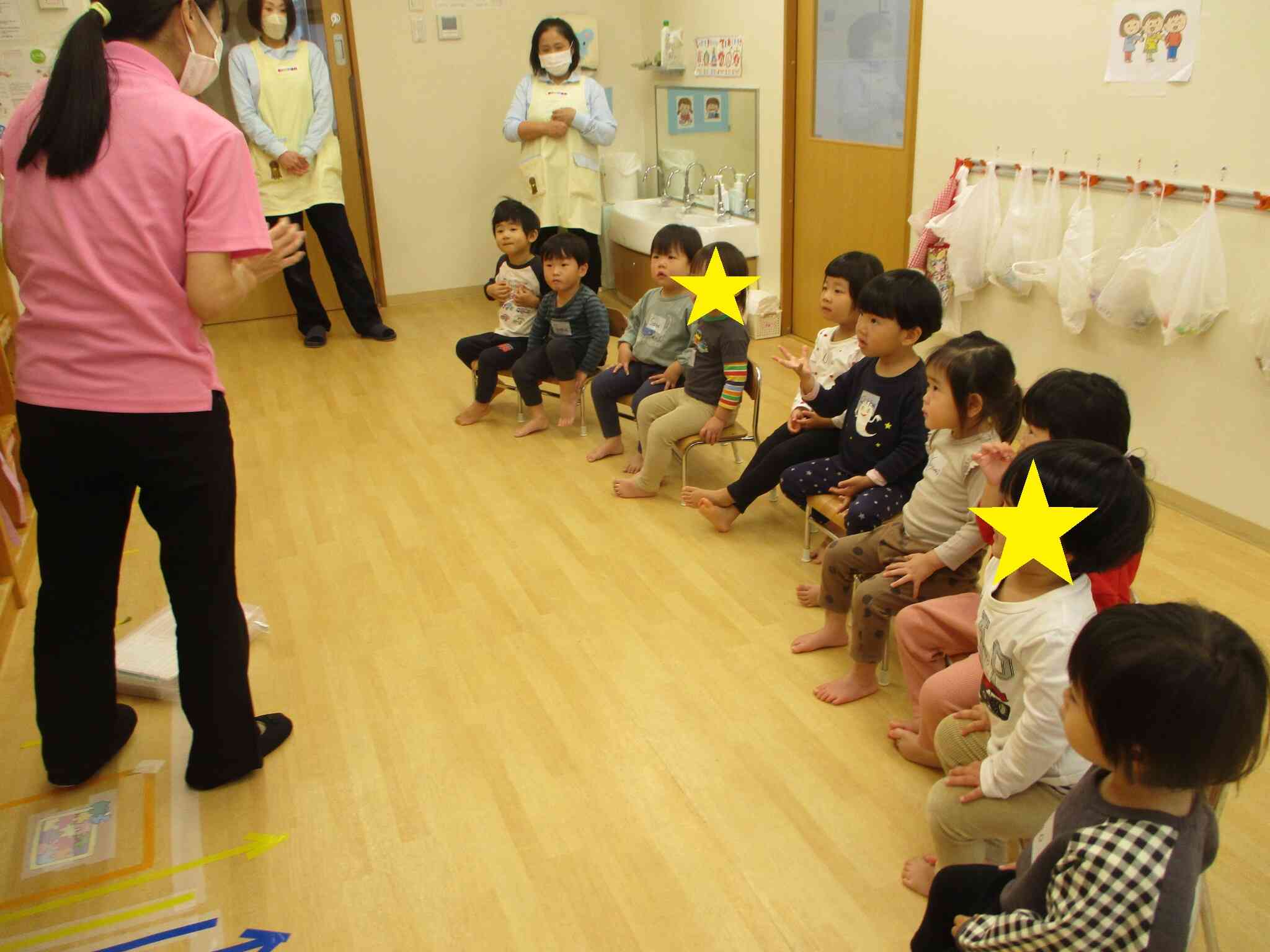 ２歳児　英語レッスンです