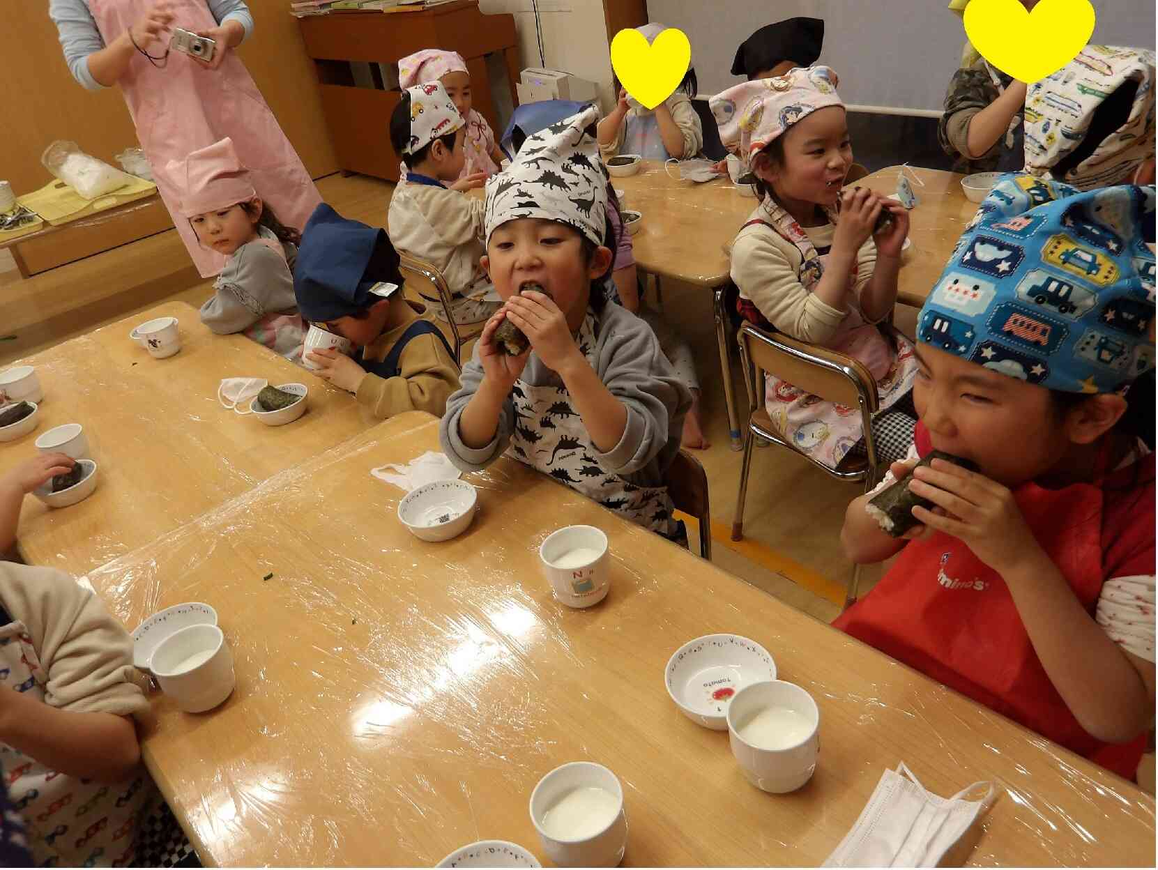 3・4・5歳児　食育　（恵方巻づくり）