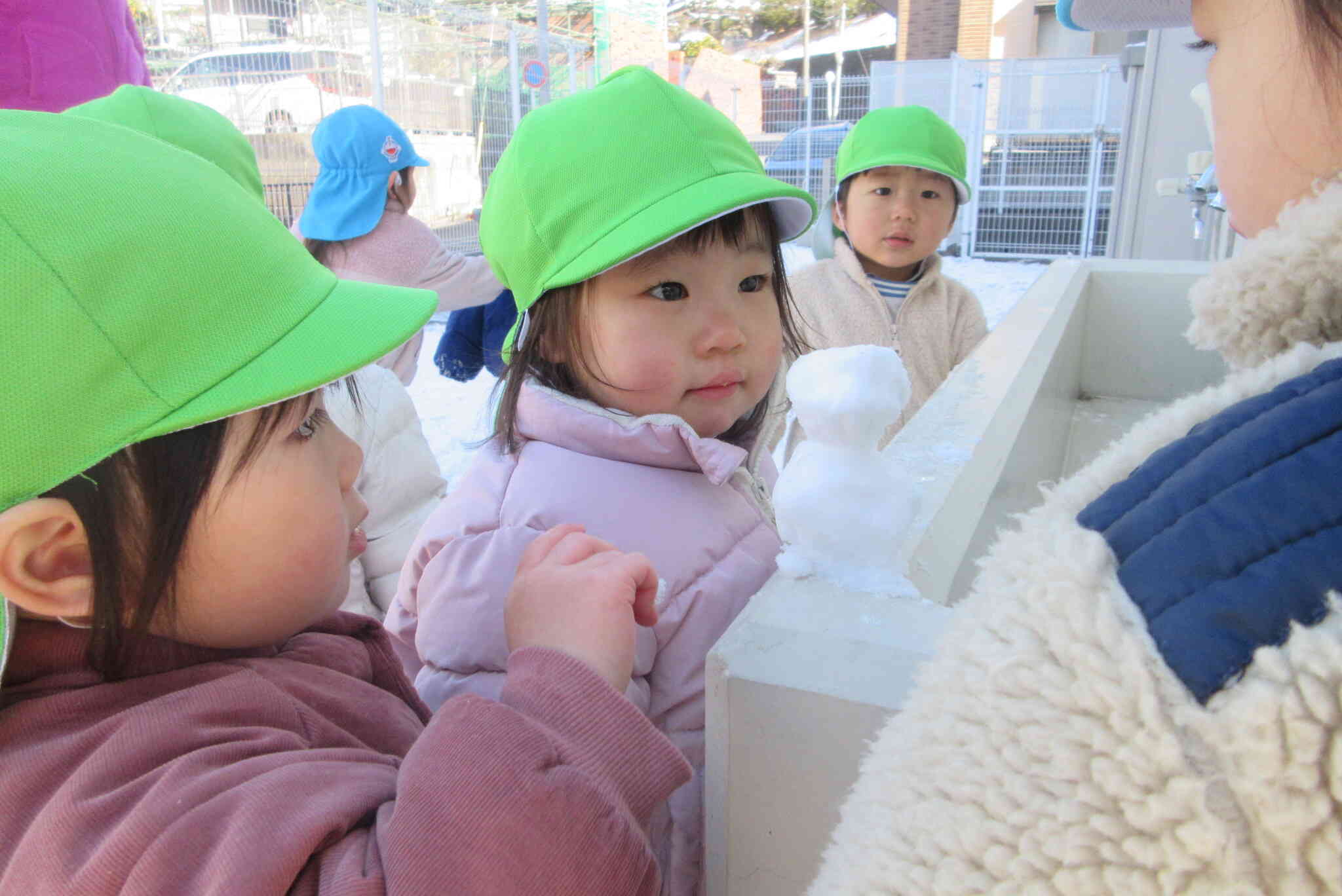 0・1歳児　ゆきあそび