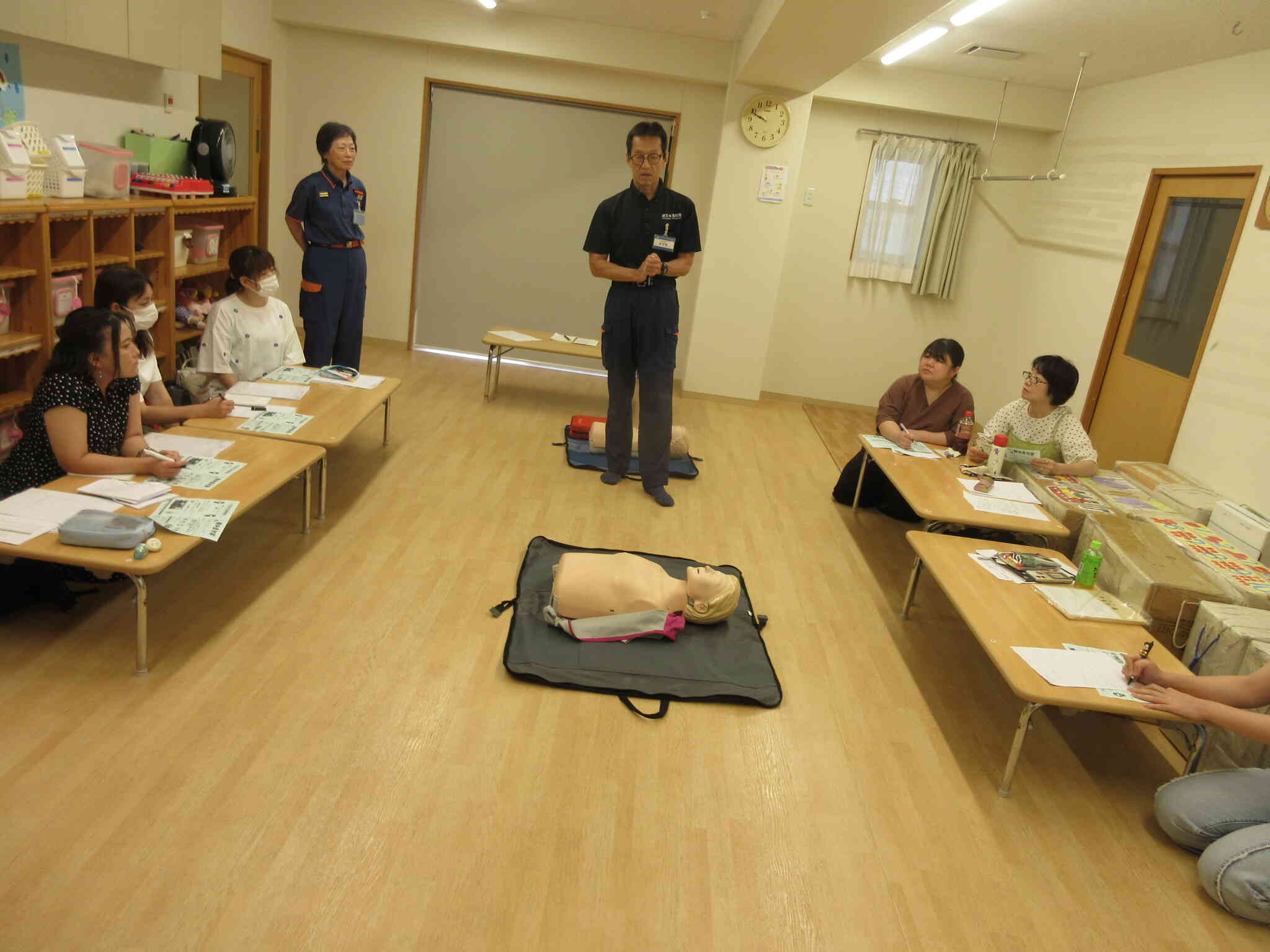 園内研修　救命訓練を行いました。