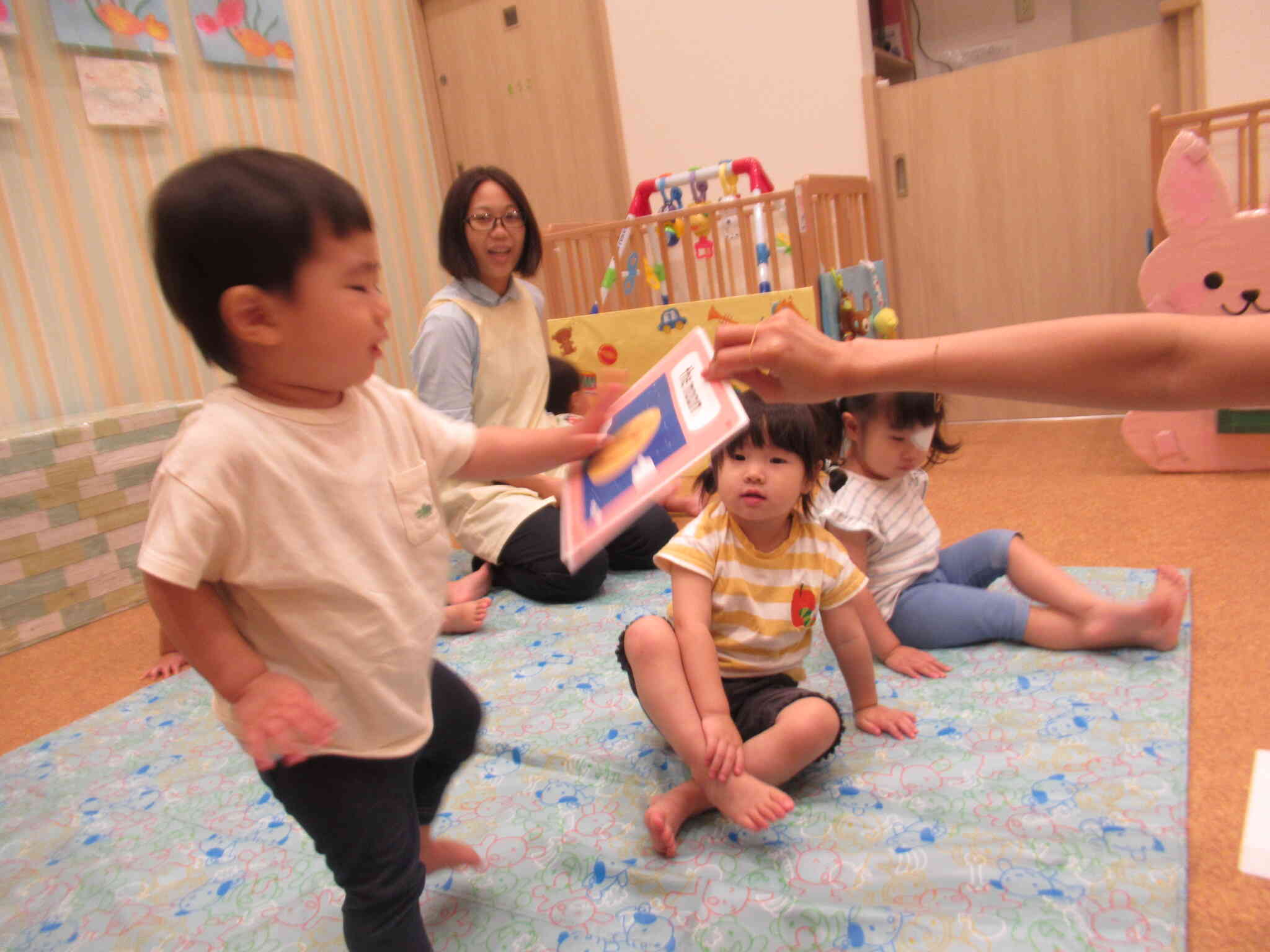 もうすぐお月見、こんなに真ん丸なお月さまが見られるかな？