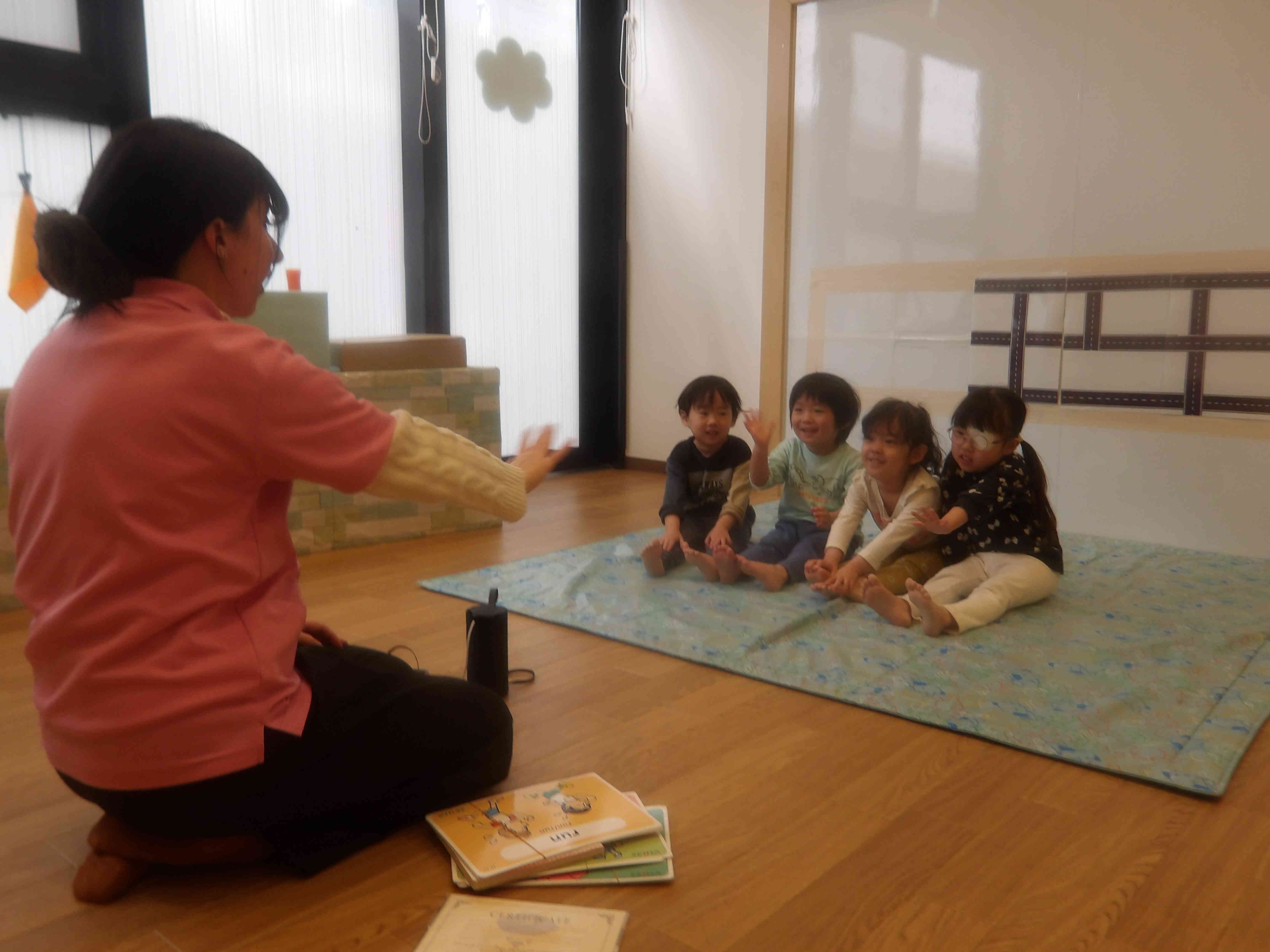 ３月えいご（きりん組）