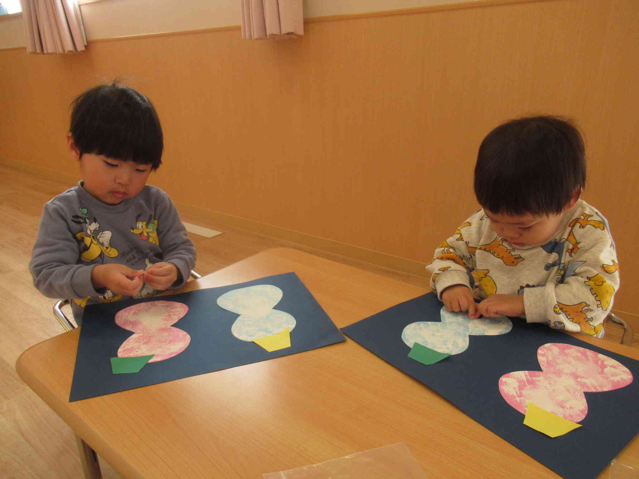 目はどこかな？