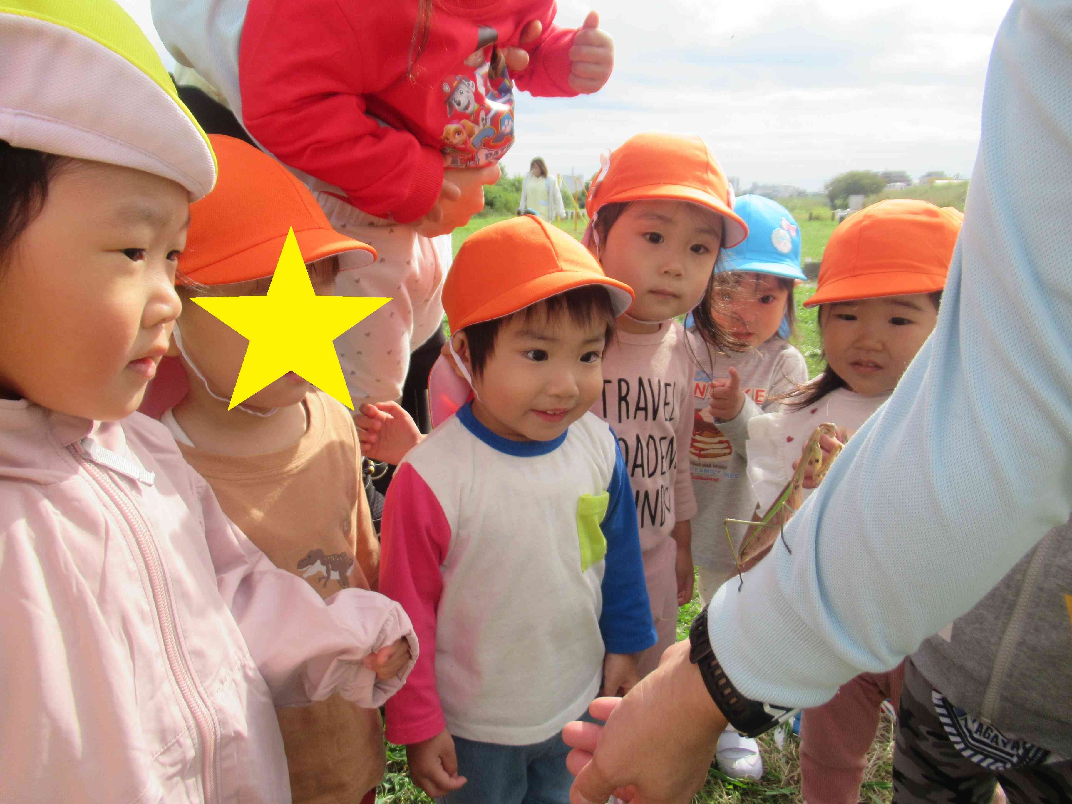 あひる・うさぎ・りす組（1,2,3歳児クラス）～戸外遊びの様子～