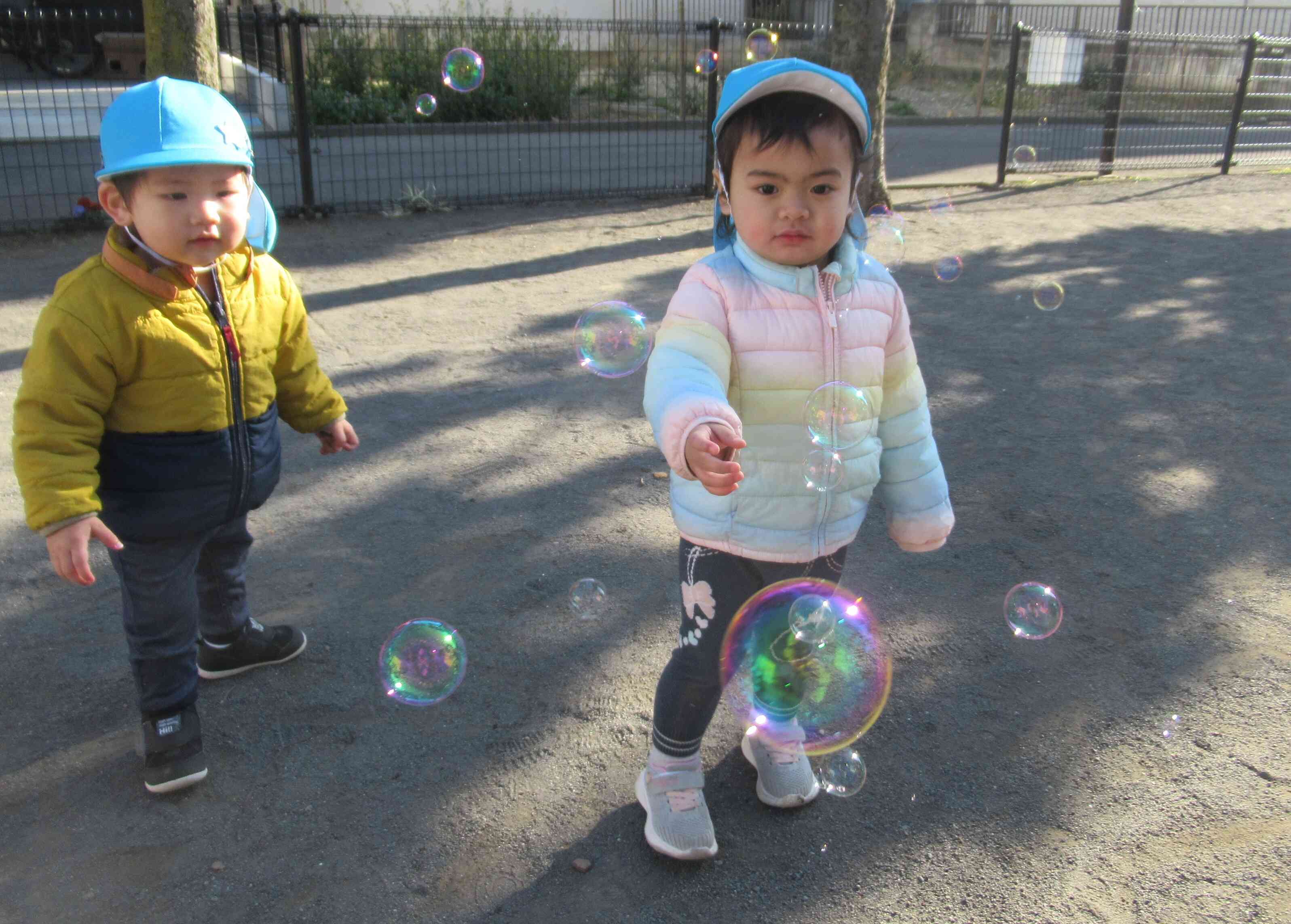シャボン玉見つけたー！