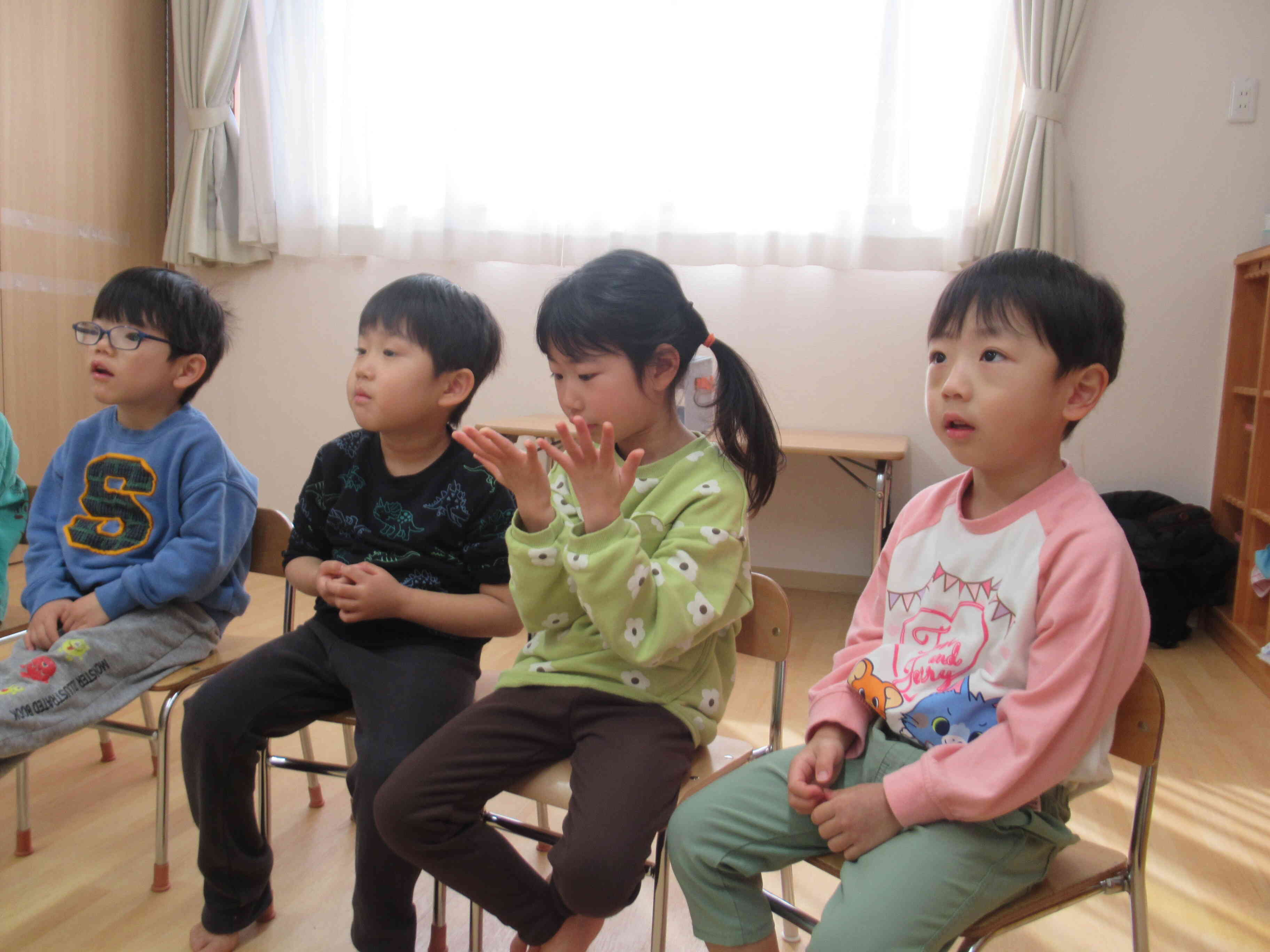 目には見えないバイキンのお話です！