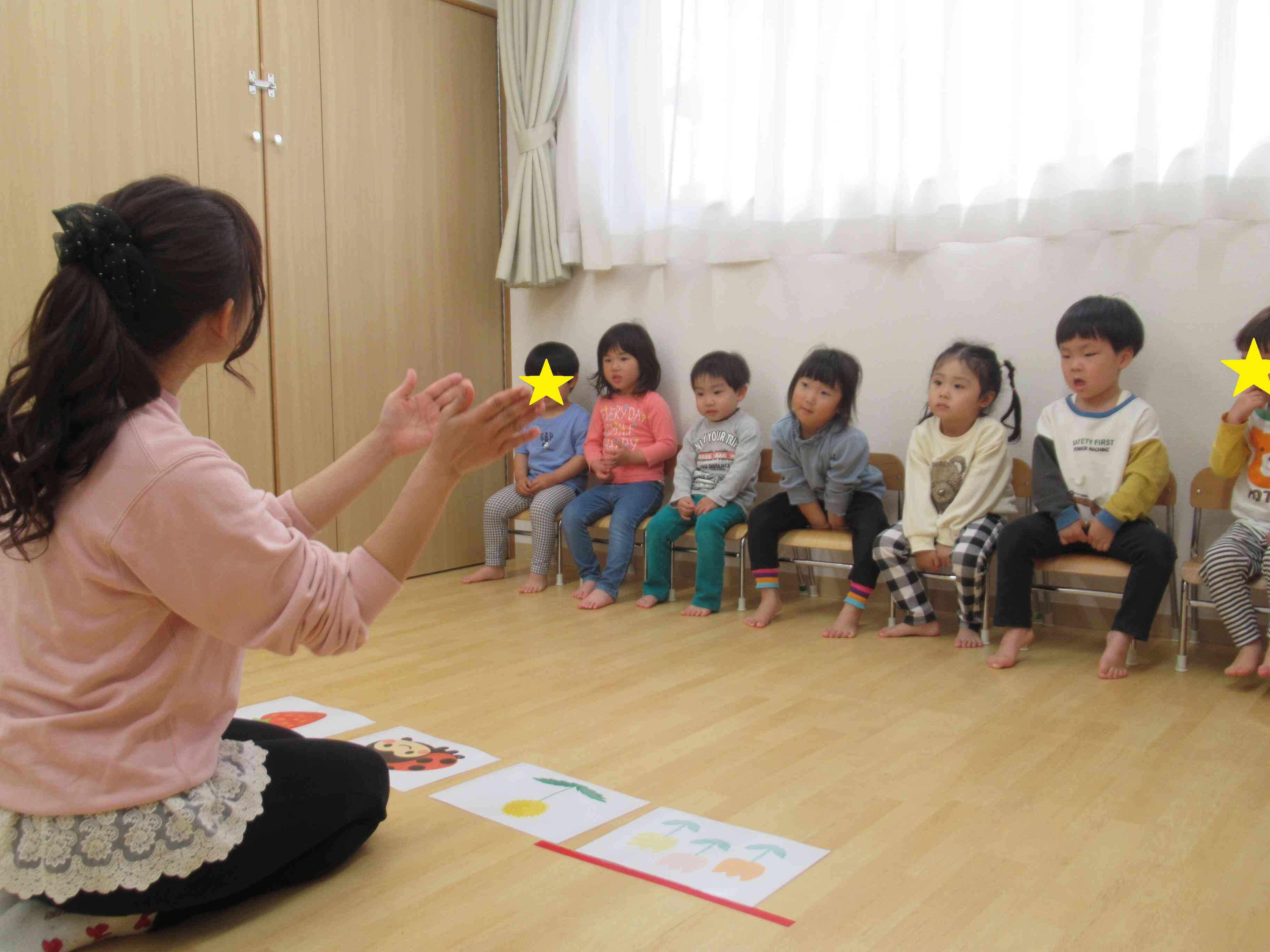 リトミックも楽しんで参加しています！！