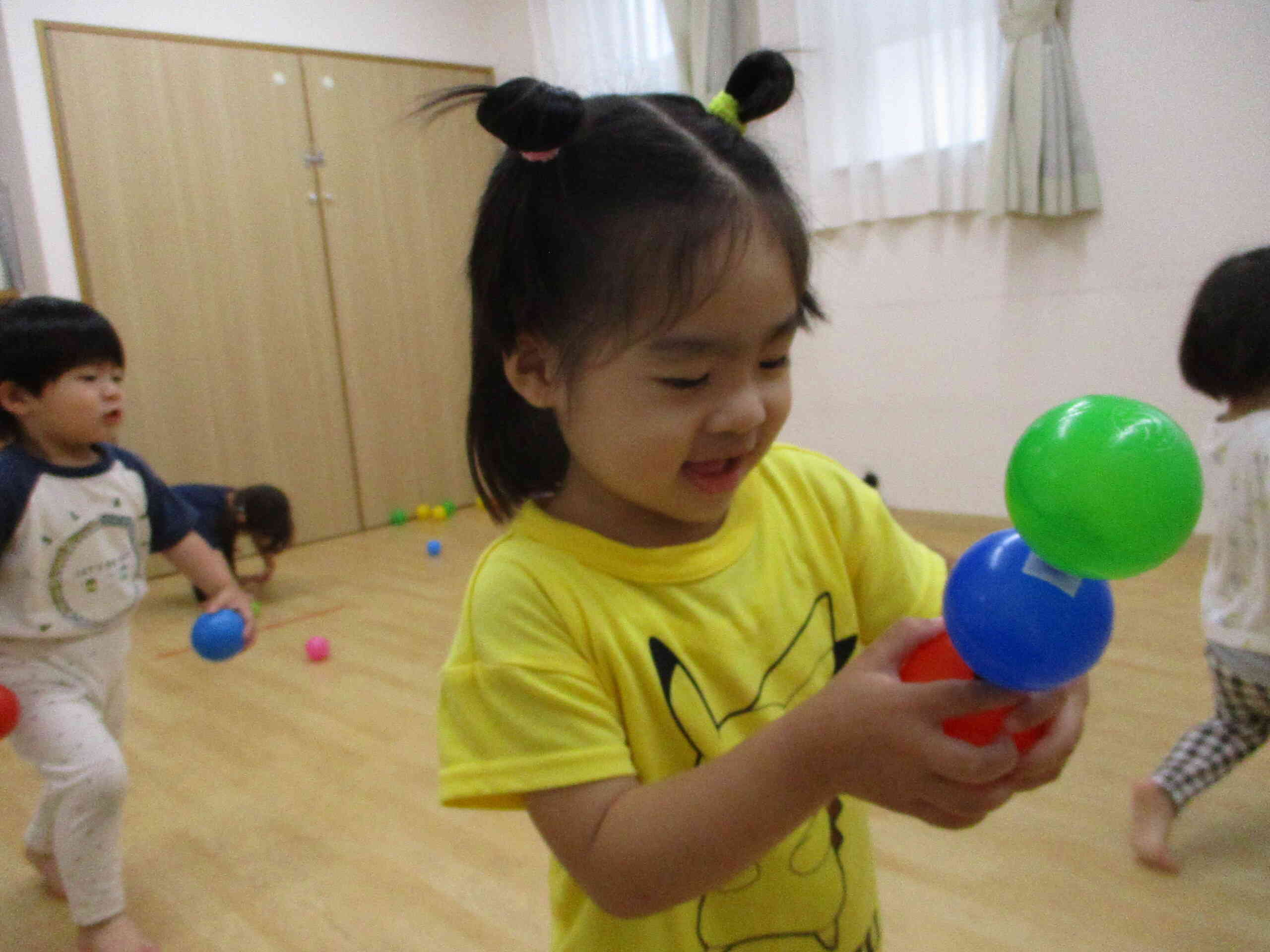 ~お部屋遊びの様子~うさぎ組(2歳児)
