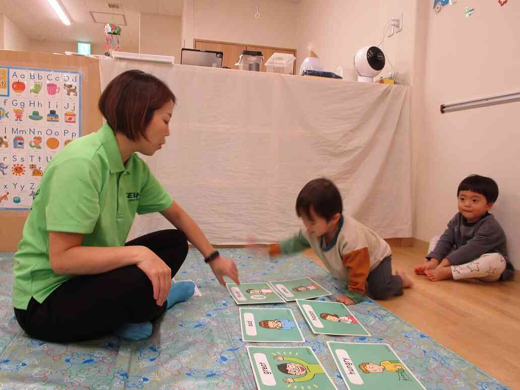 英語lesson～2歳児クラス～