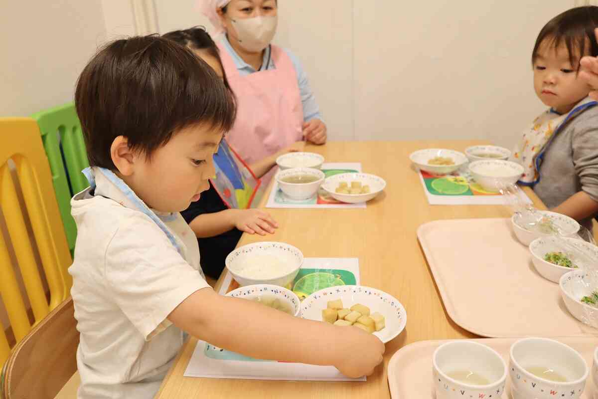 ２歳児のお友だち最後の食育