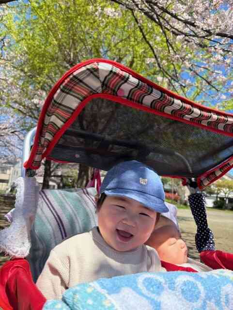 かわいい新入園児さんのお散歩～０歳児クラス～