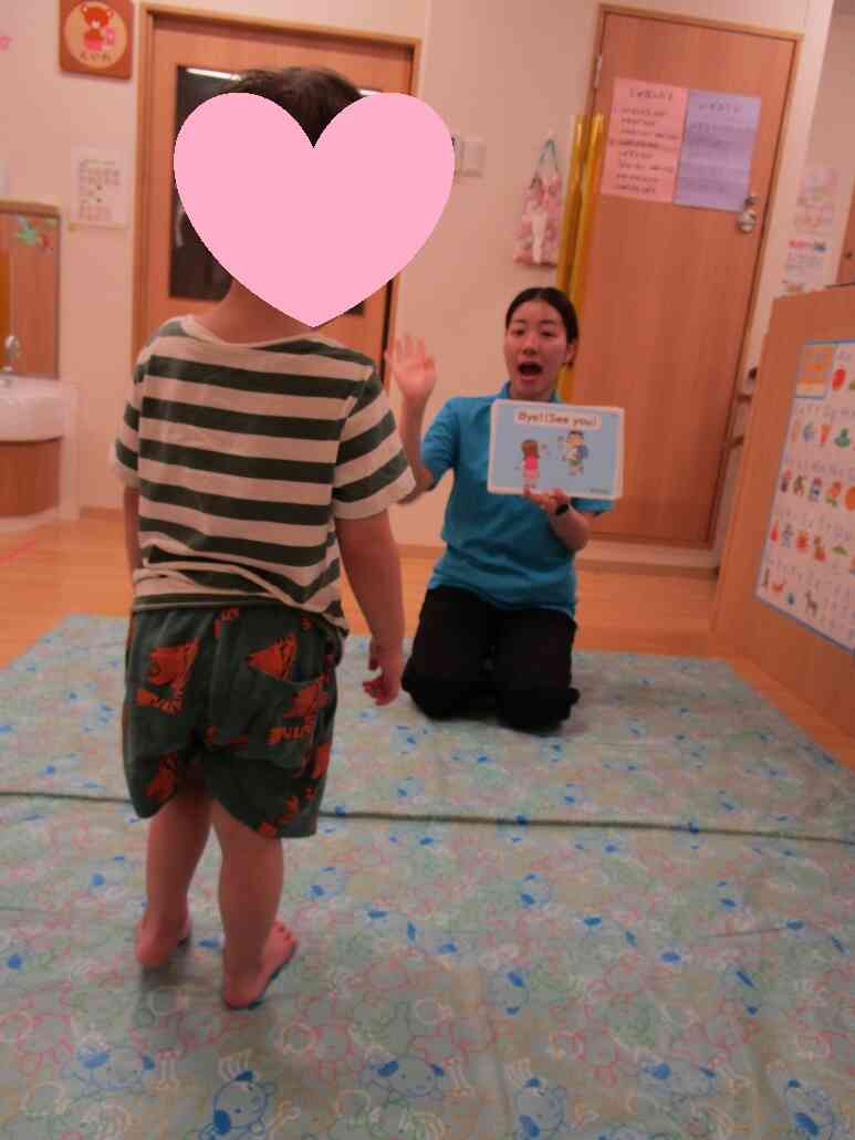 英語教室　2歳児クラス