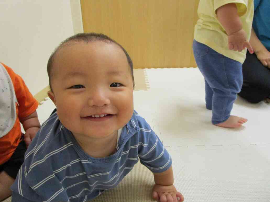 英語教室　0歳児クラス