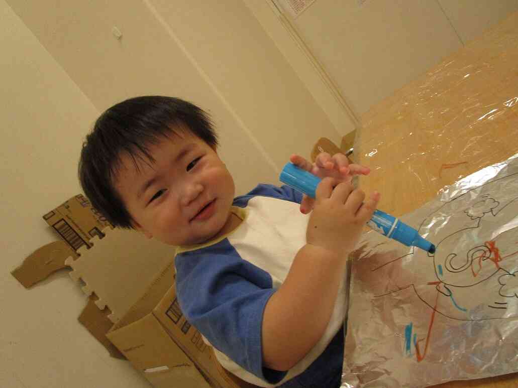 ミニ運動会に向けて応援グッズを作りました