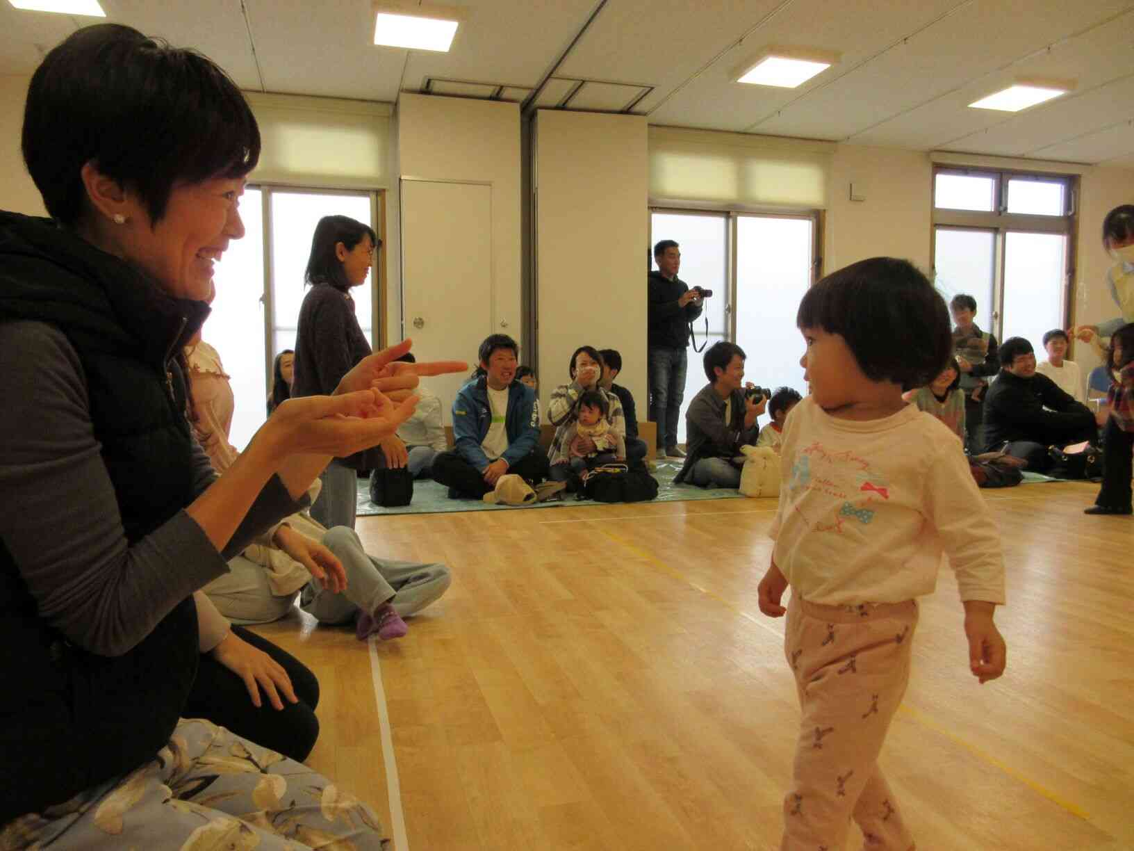 ゴールで待つお母さんのもとへ…