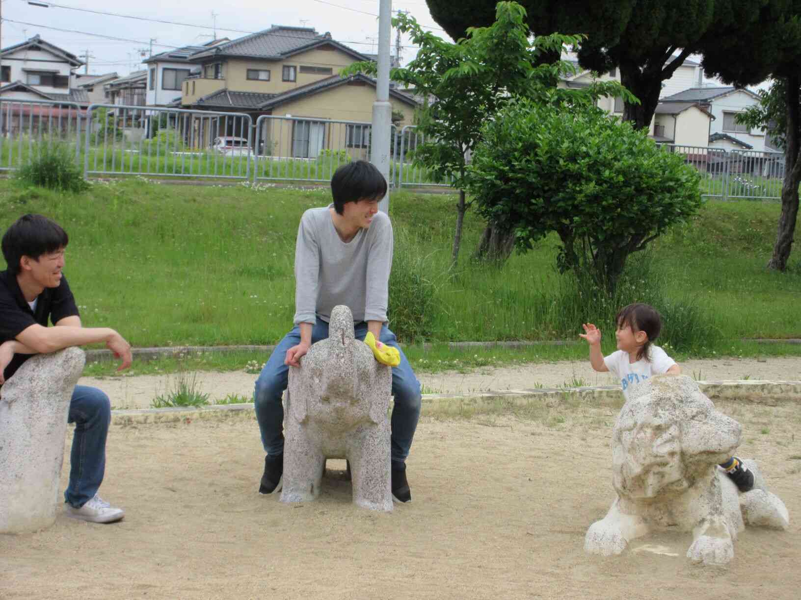 お友だちのお父さんともたくさんお話したよ。