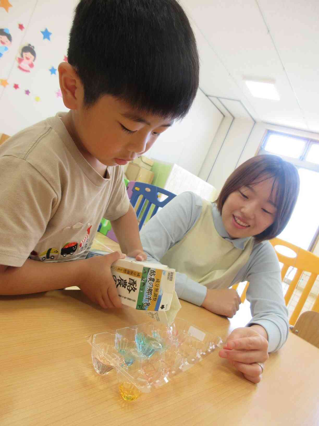 お水を注いでくれました☆