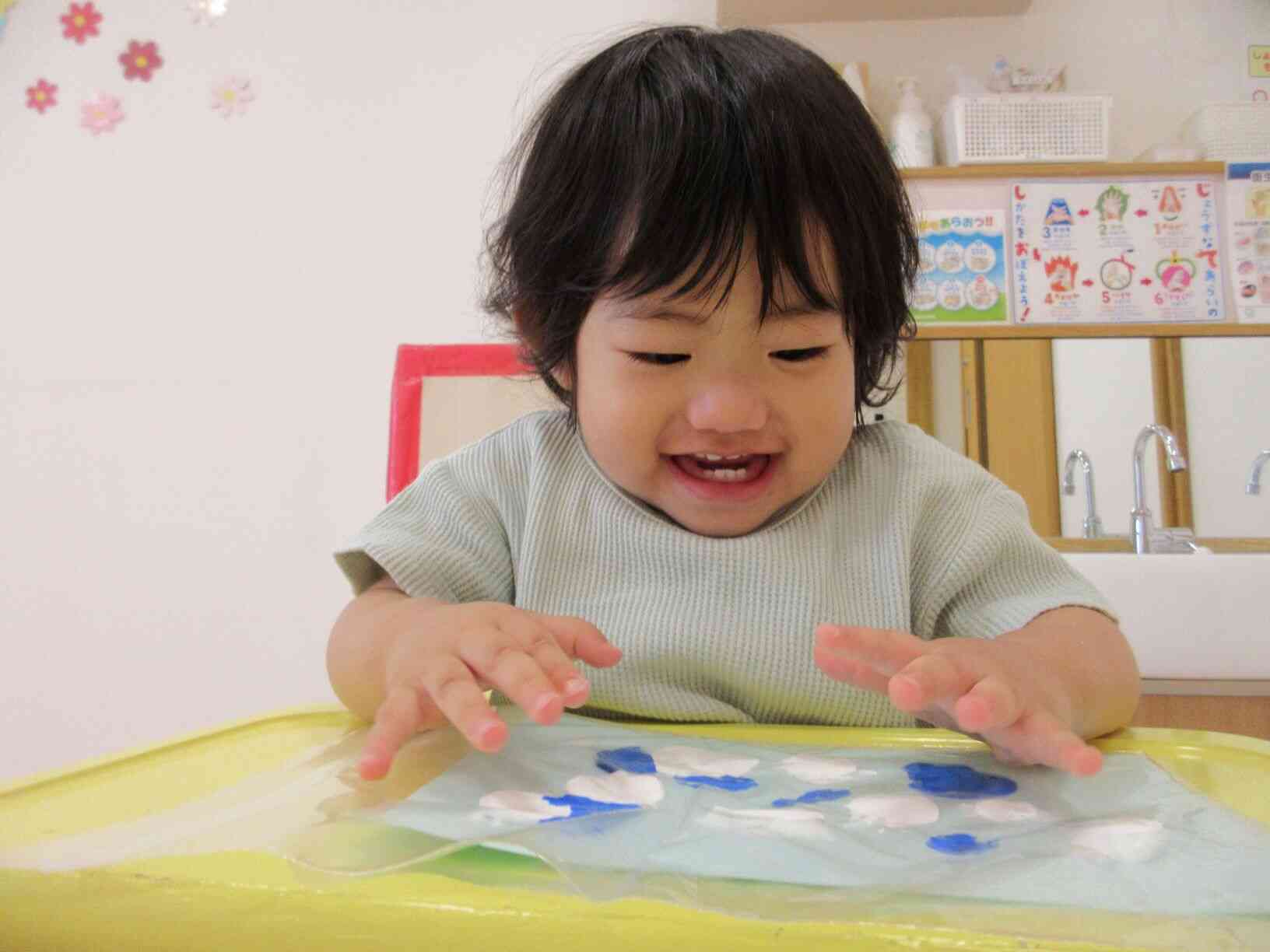 トントントントン！！！力いっぱい叩くよ♪