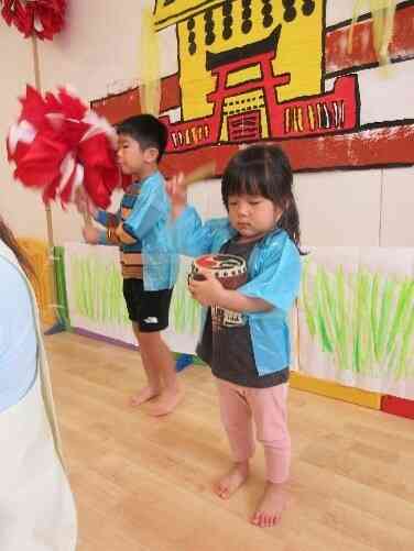 拍子木と太鼓体験♪♪大きな音でお祭りに来ているみたいだね★