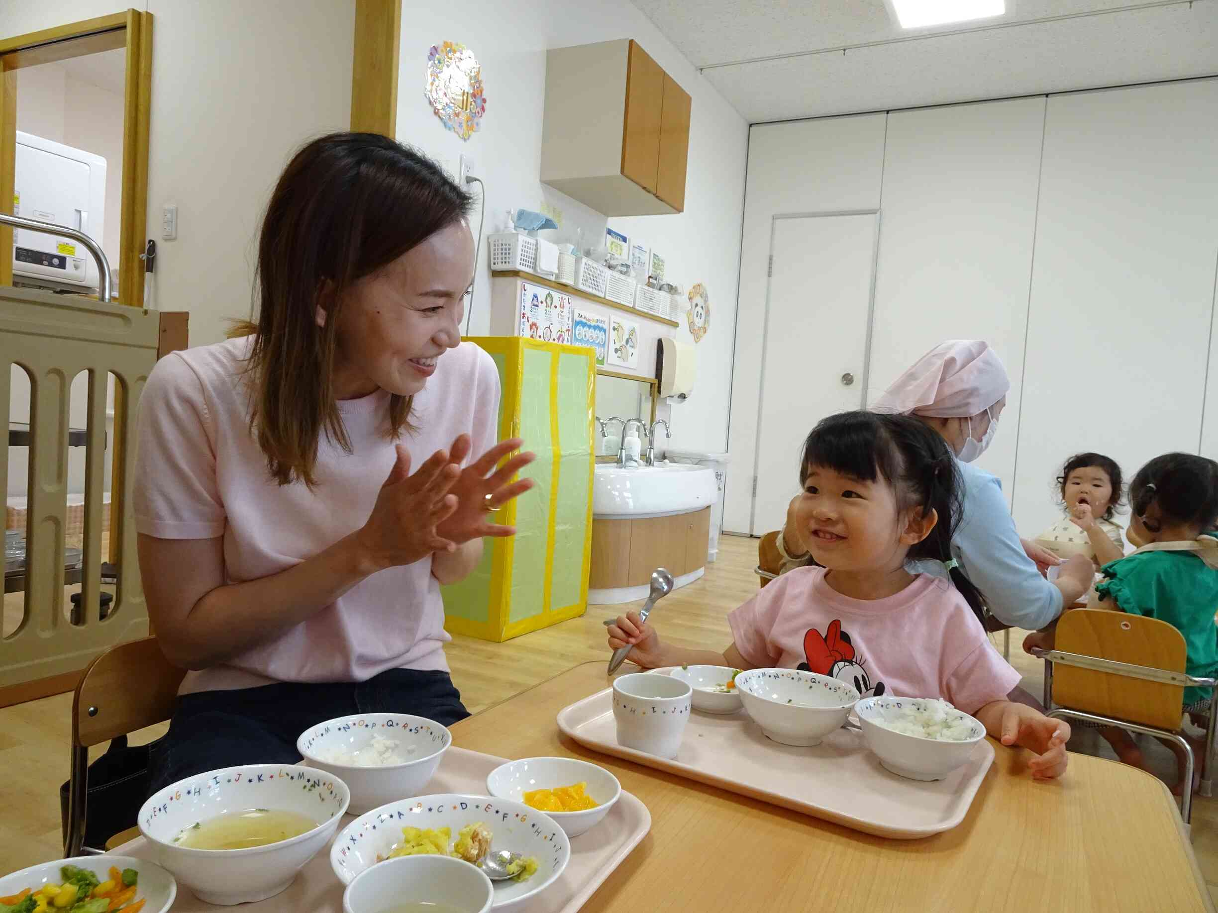 ☆給食参観☆を実施!