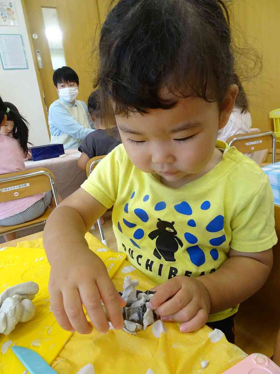 何やら黙々と・・・♡