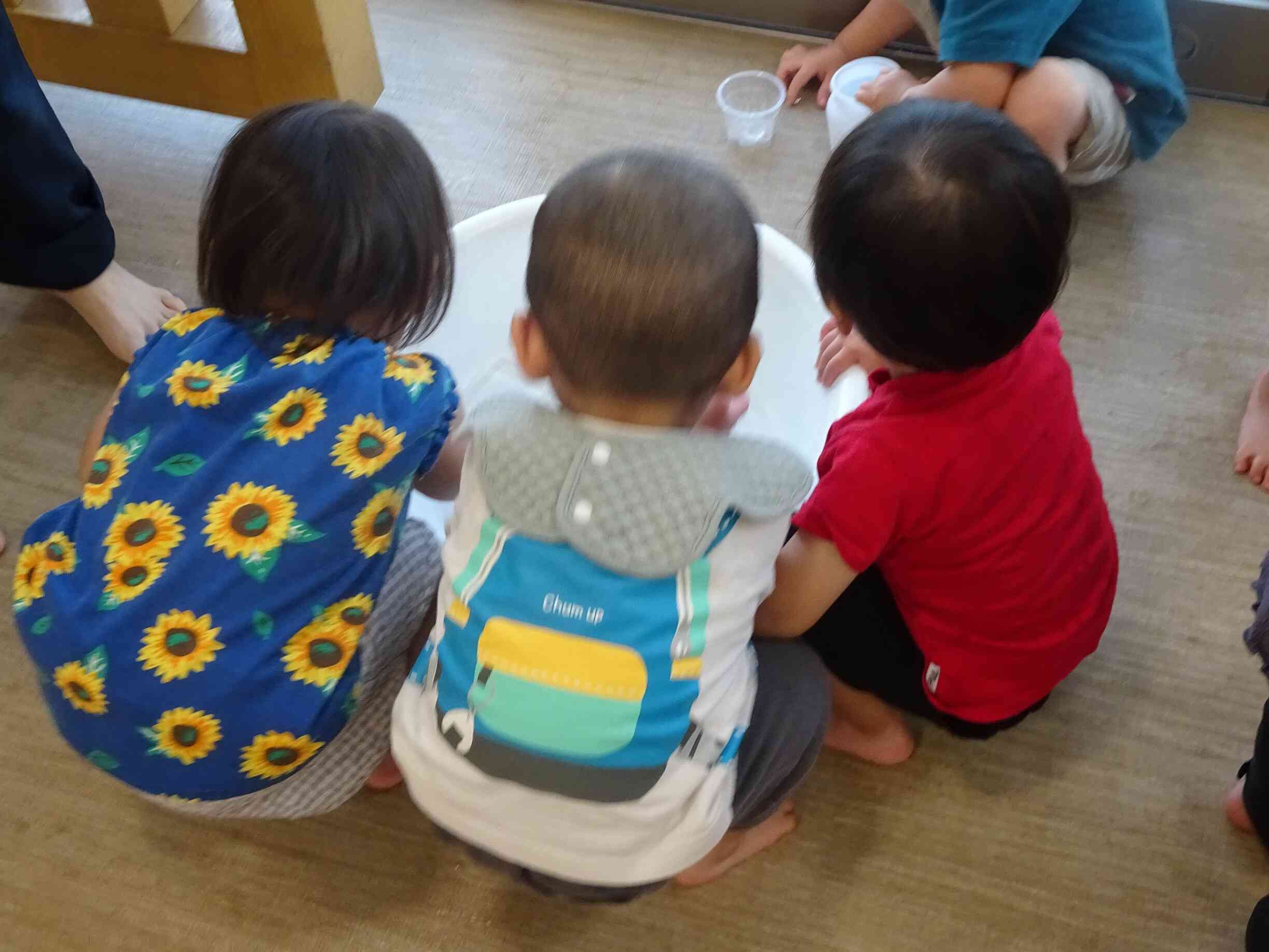 冷たいなっ♡冷たいなっ