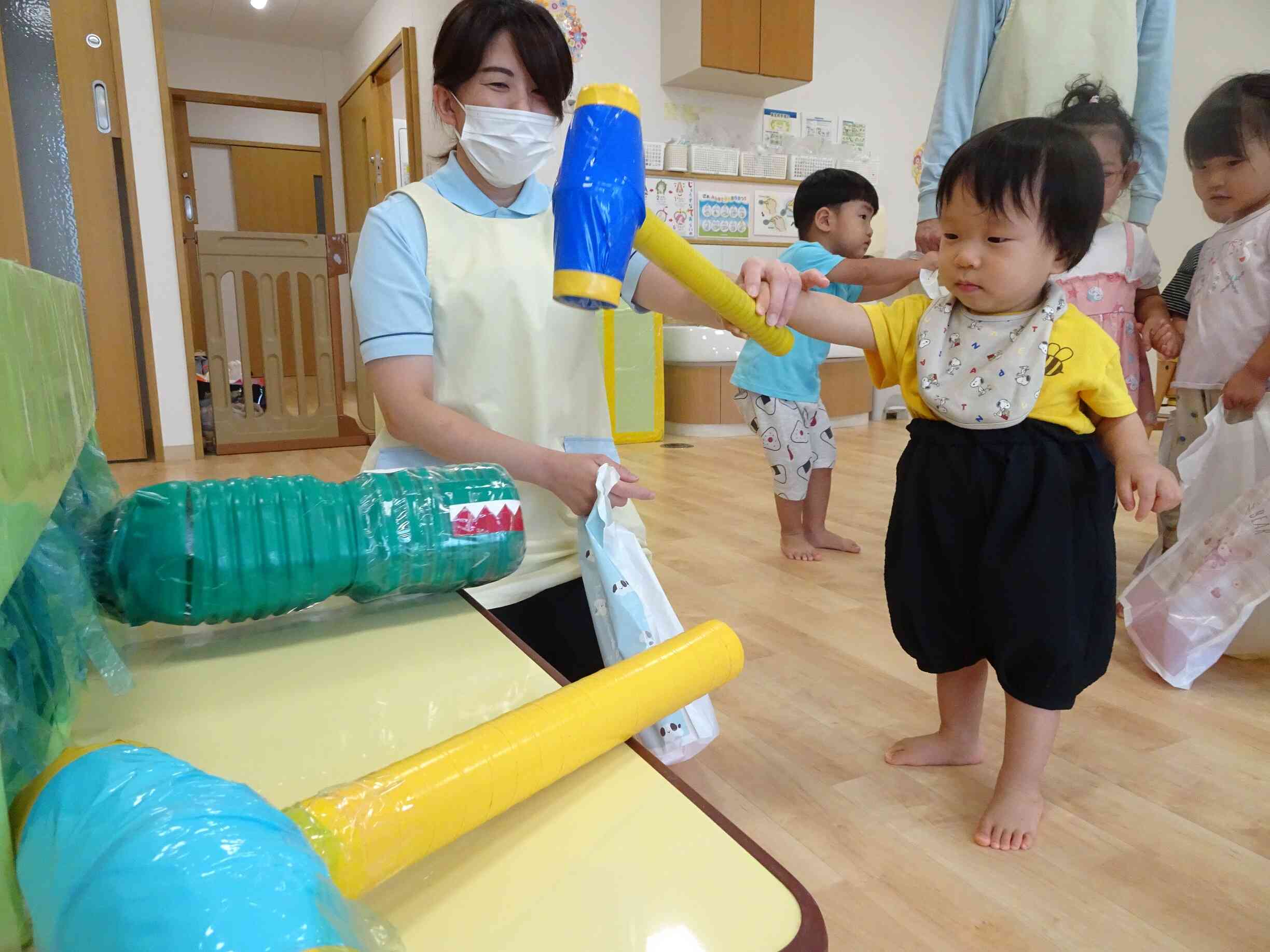 ひよこ組さんもワニさんを叩けたよ★