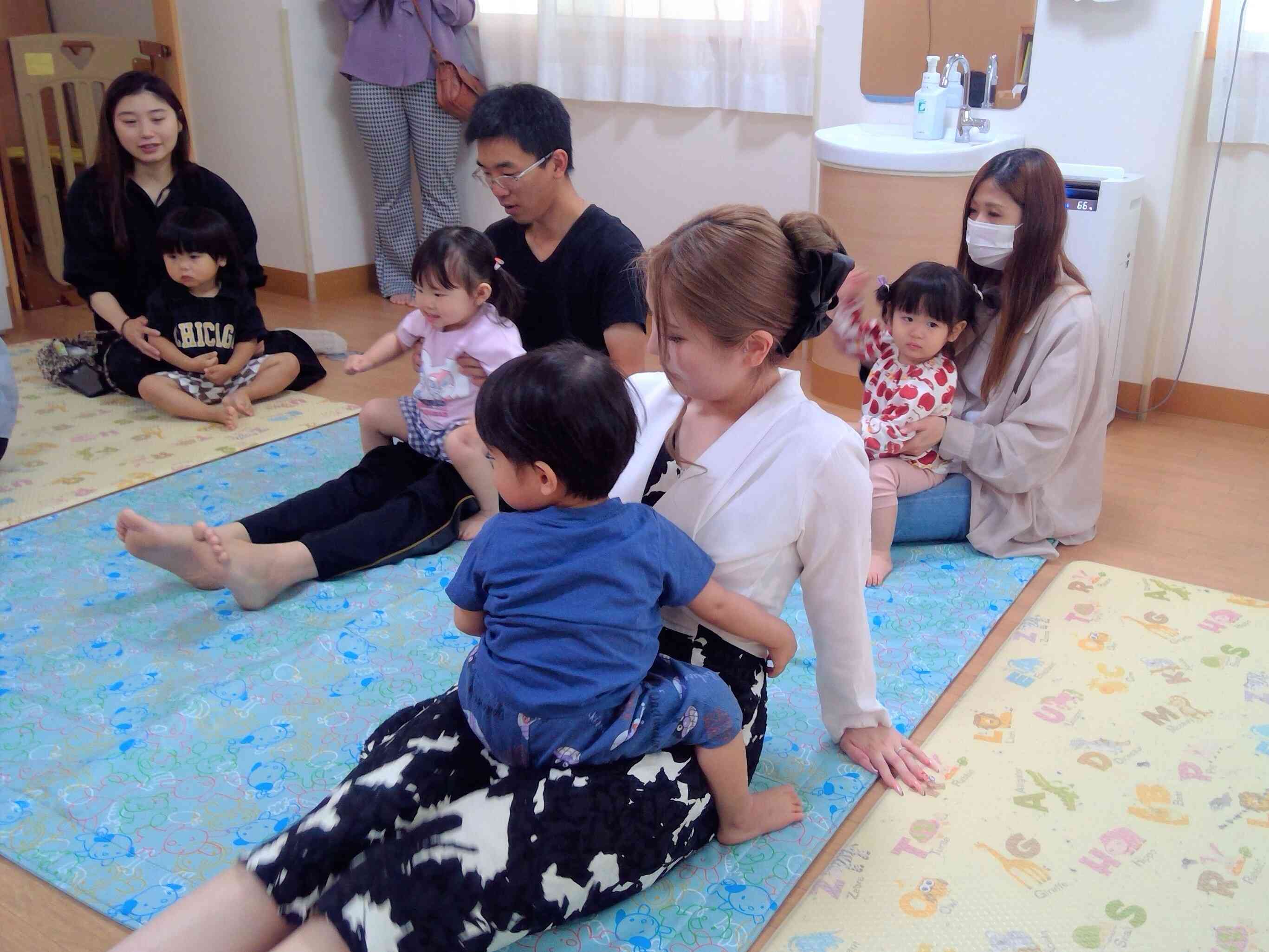 親子でふれあい遊び♪
