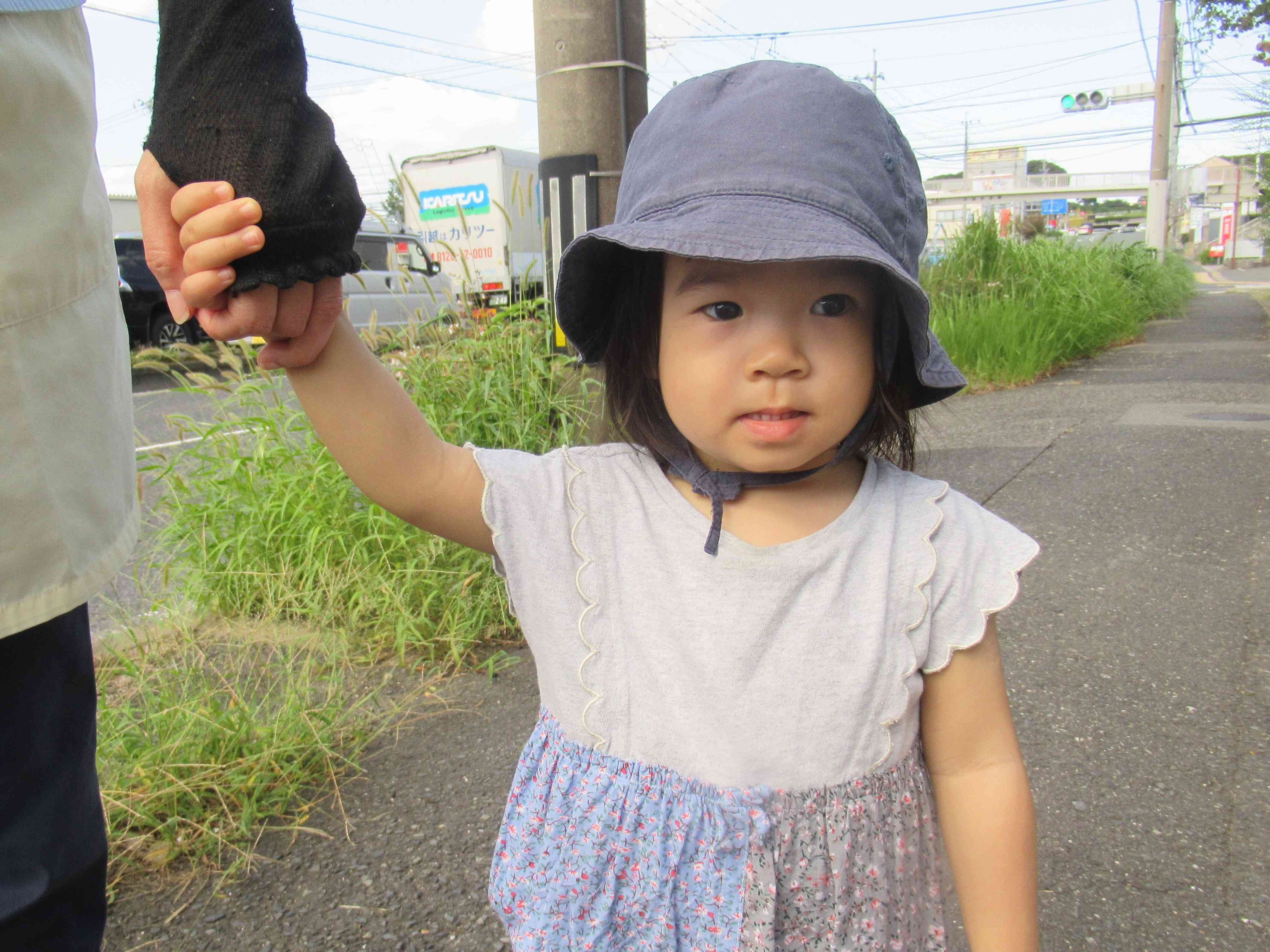 先生と手を繋いで・・・