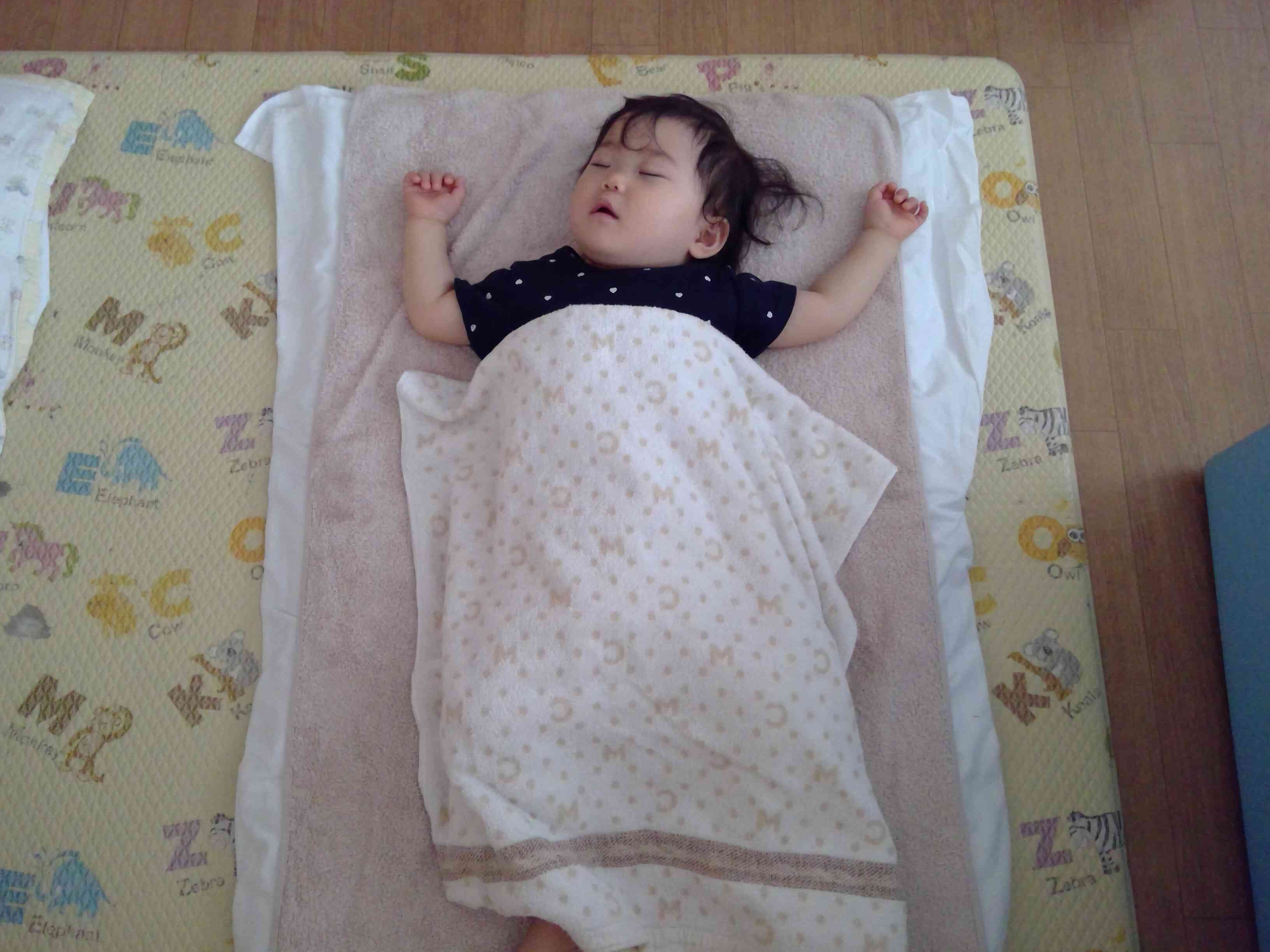 スヤスヤ　気持ちよく・・・①