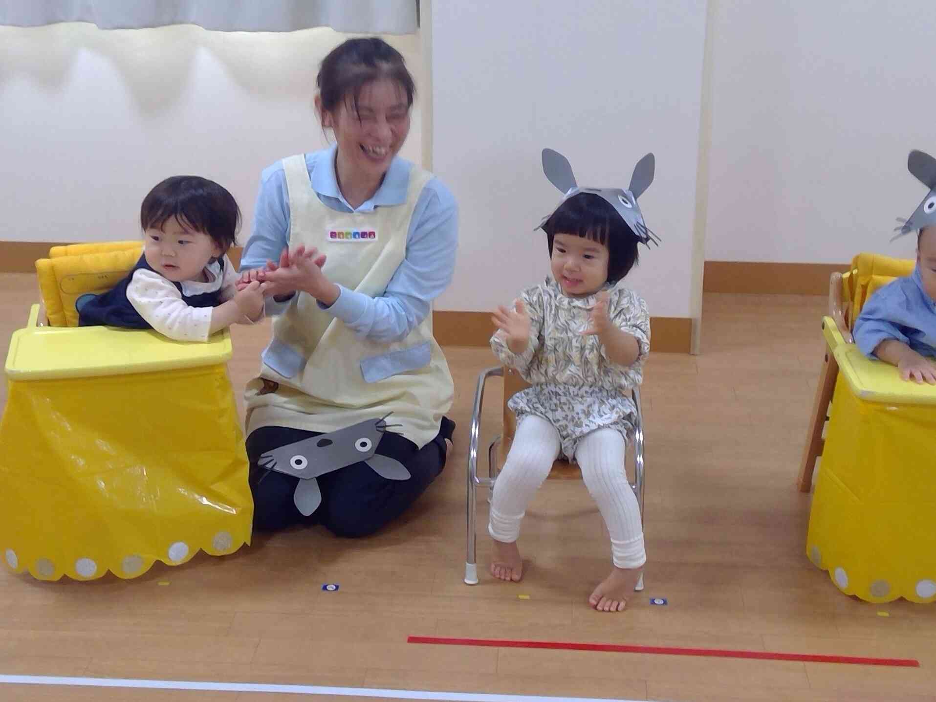 パパ、ママ見ててね~ いつもと違って、ちょっと恥ずかしいなぁ・・・