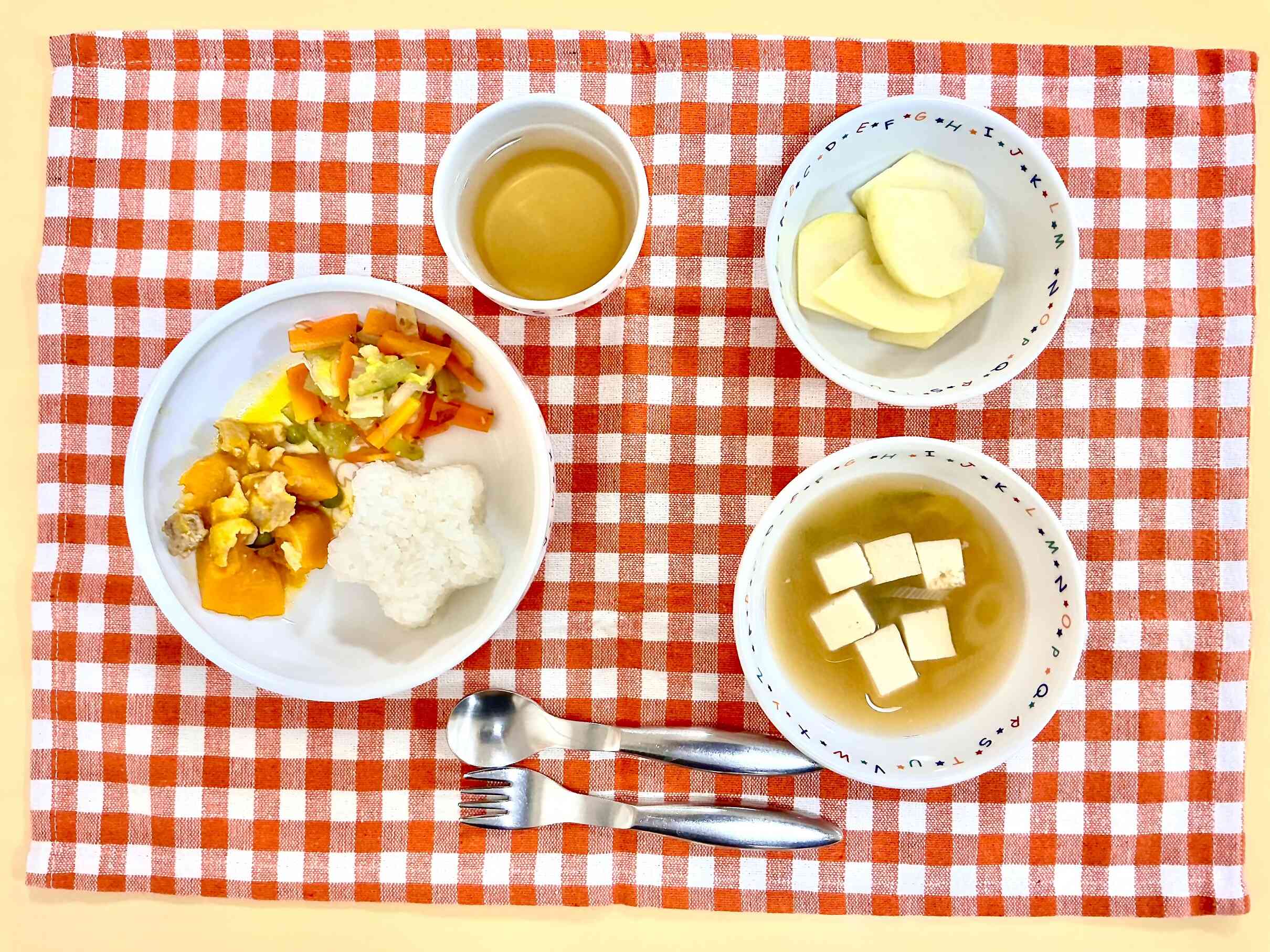 2025年12月19日　給食（お誕生会）