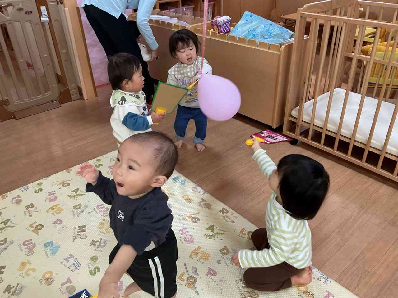 風船羽つき大会、はじまり〜