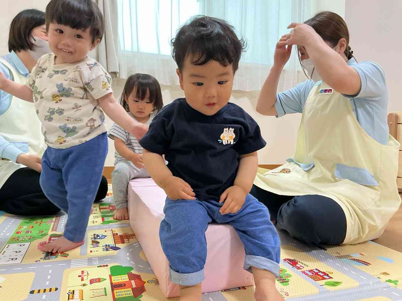 平均台で遊んだよ!