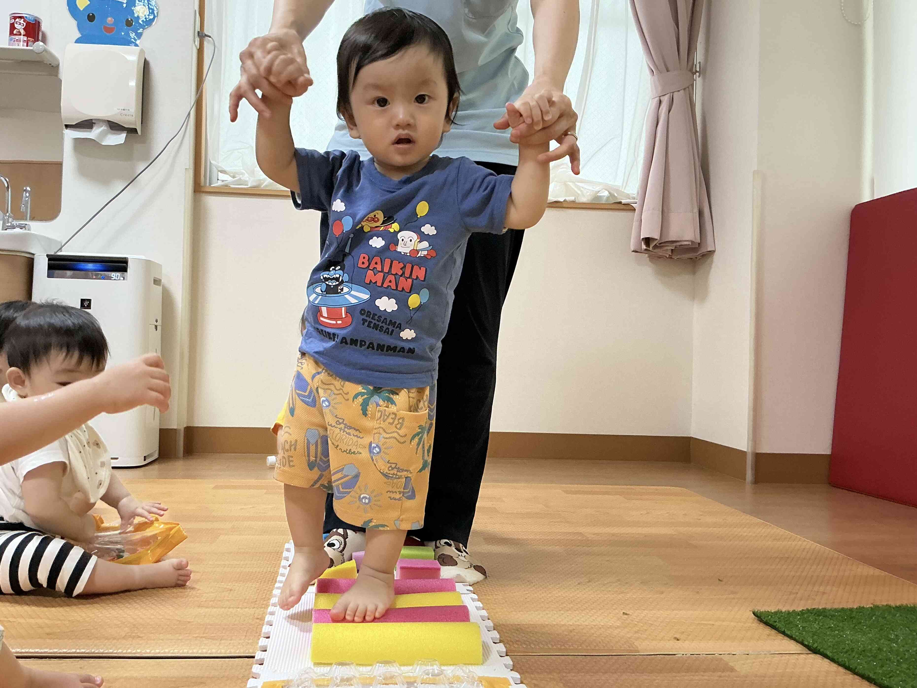 センサリーマットの上を歩いたよ〜!