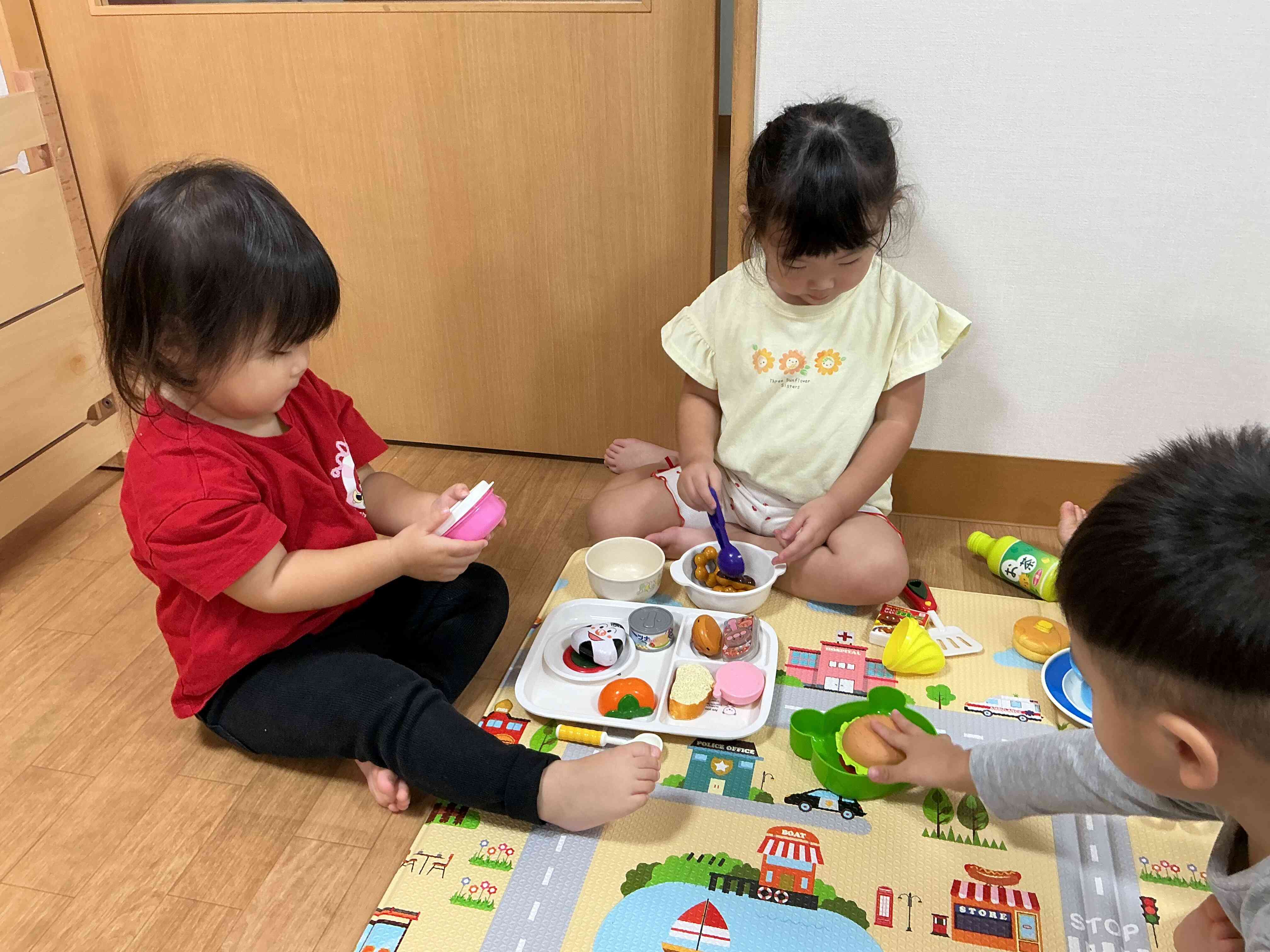 お料理して、盛りつけもじょうずでしょ?