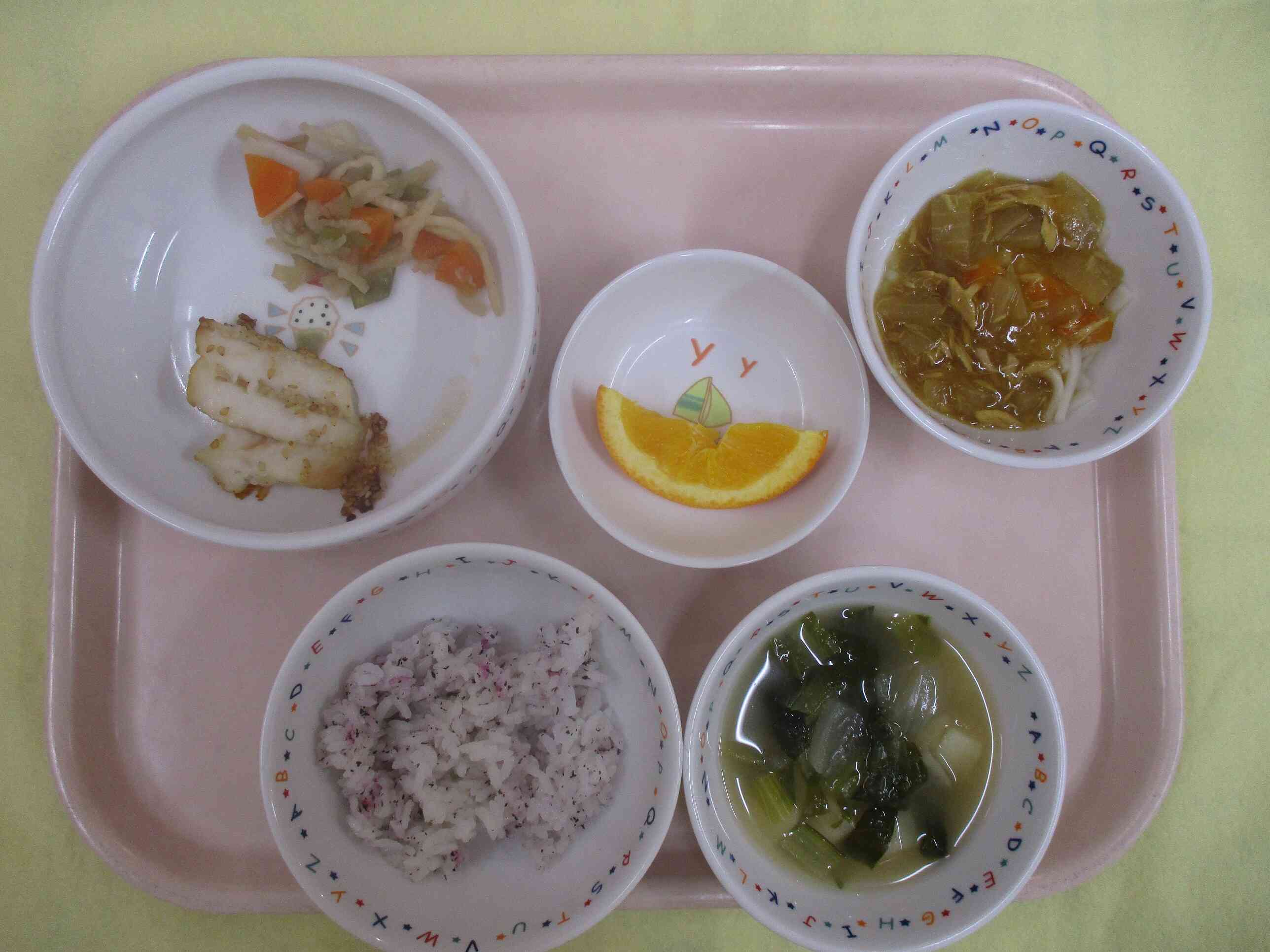 4月7日(火)の給食
