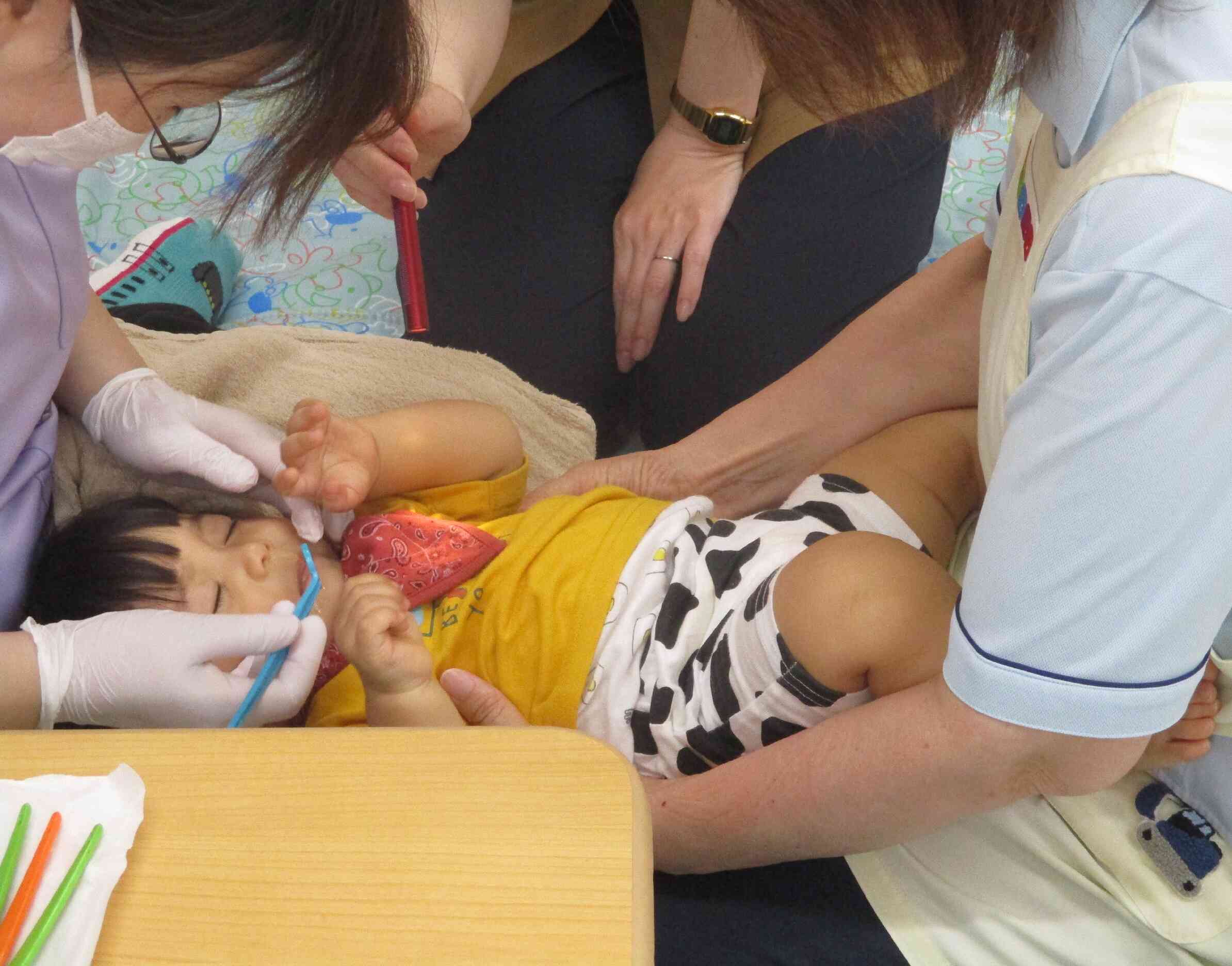 歯科健診の様子