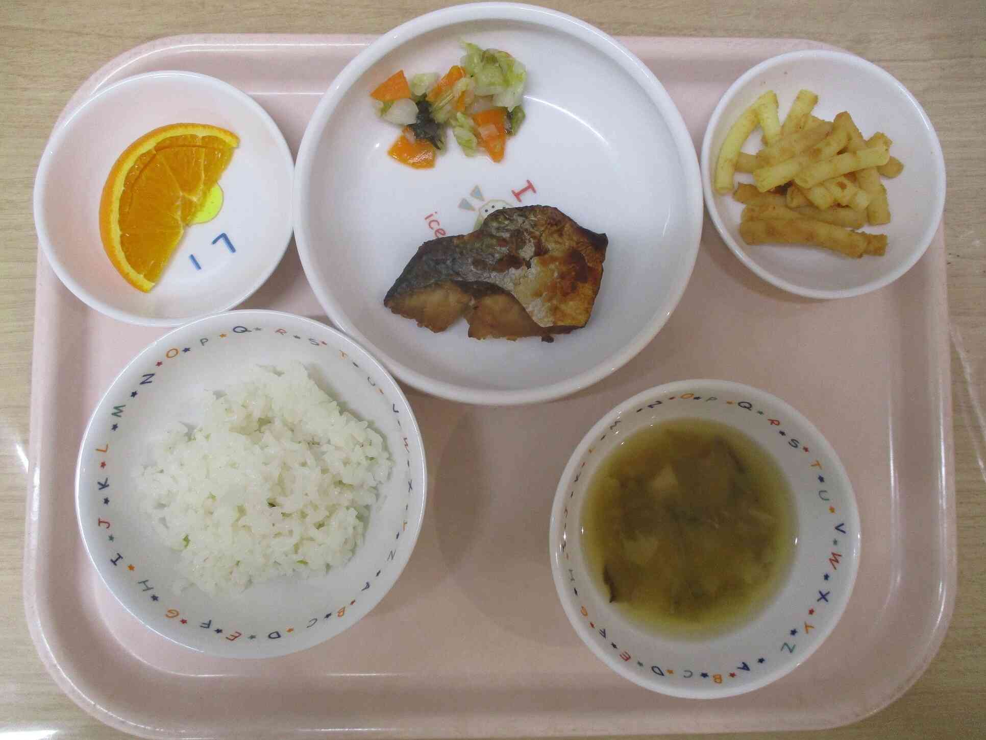 10月28日(水)の給食