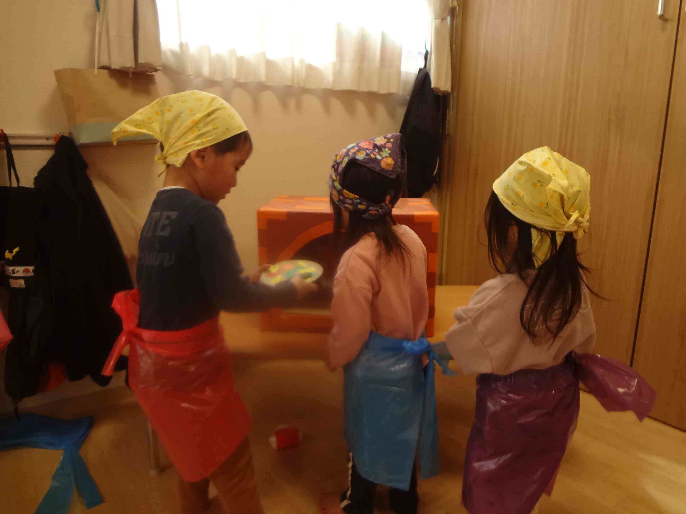 忙しいです！　大繁盛！　ピザは、任せて！
