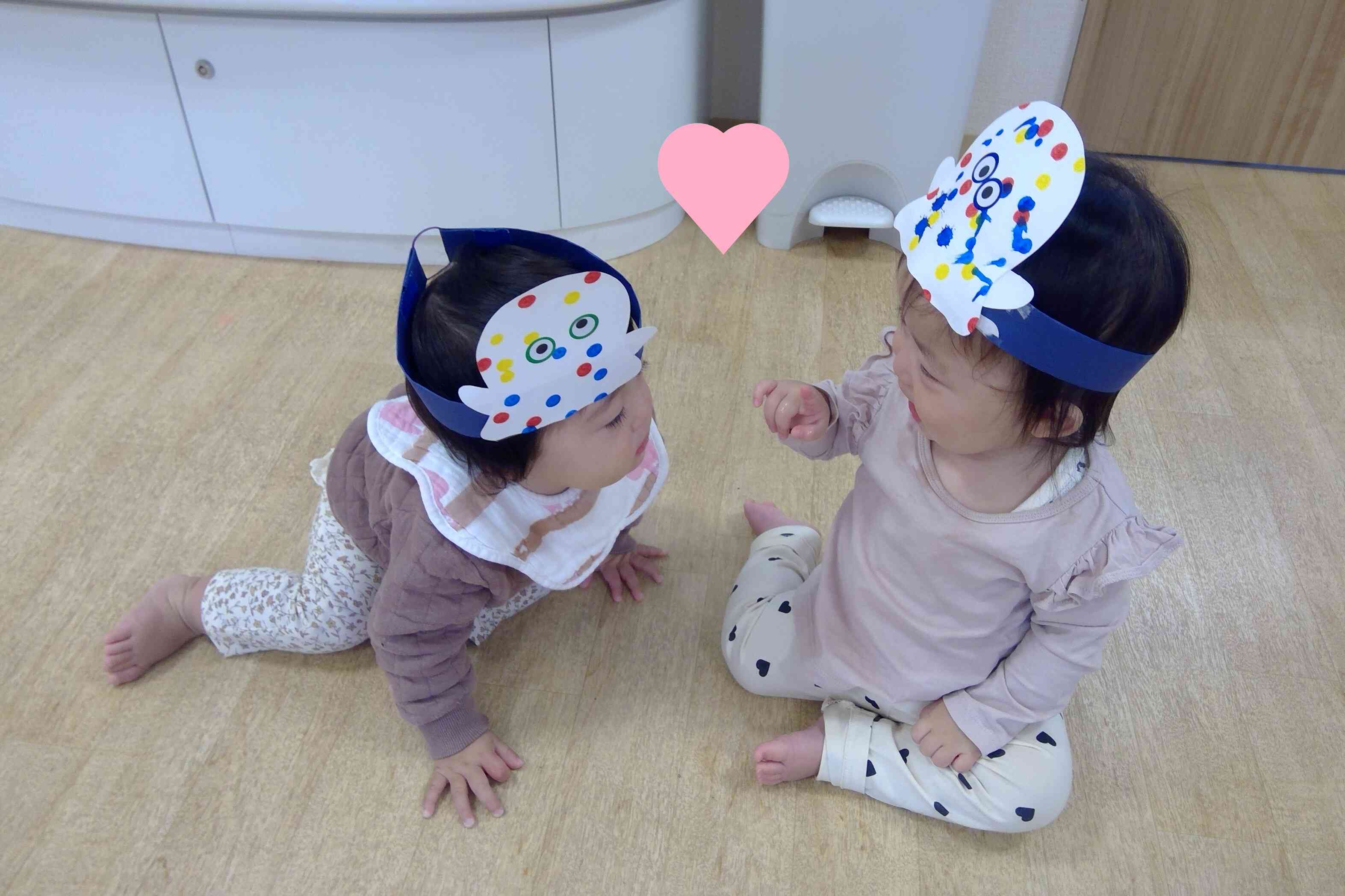 ひよこ組さんもかわいいおばけにへんしん！