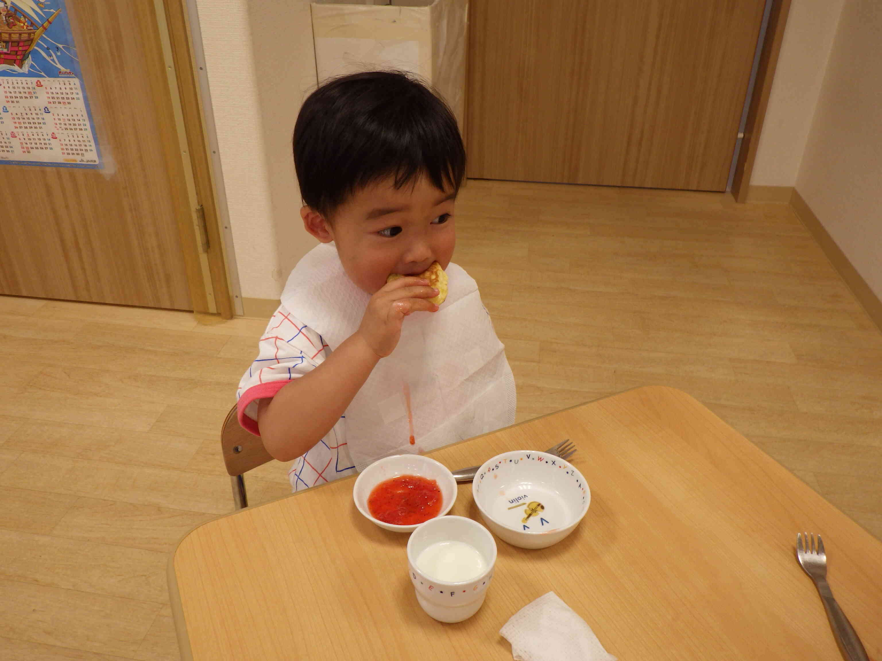 ホットケーキにつけて食べたよ。