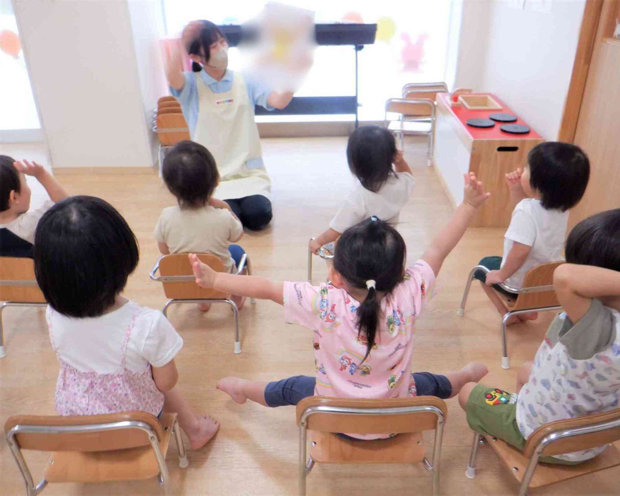 「とうもろこしぬぐぞう」の読み聞かせをしました。