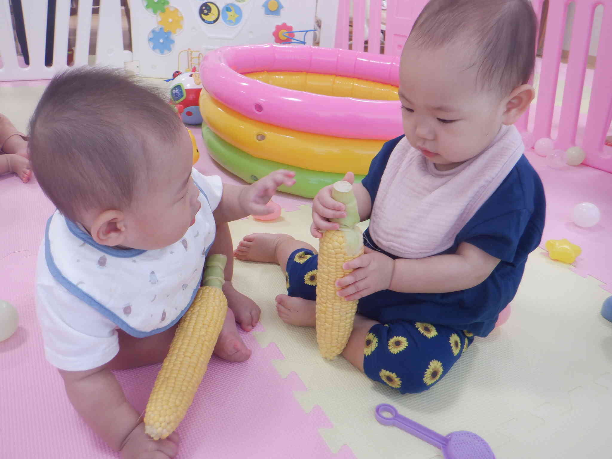 興味津々です☆