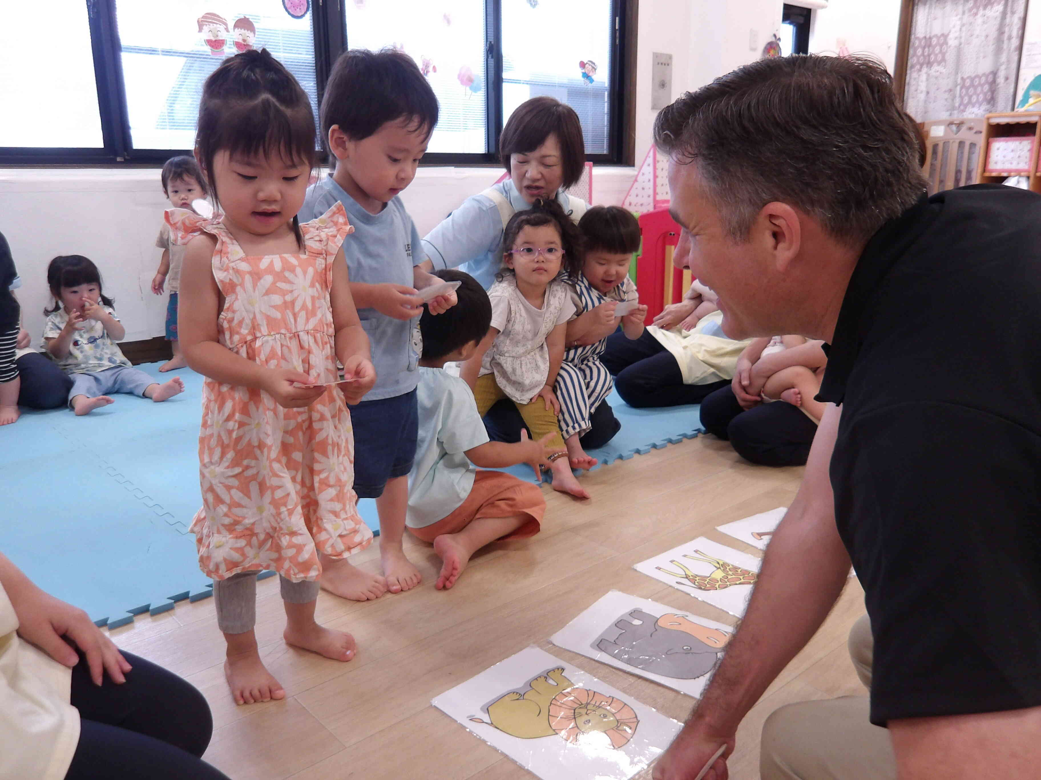 楽しいえいごの時間だよ