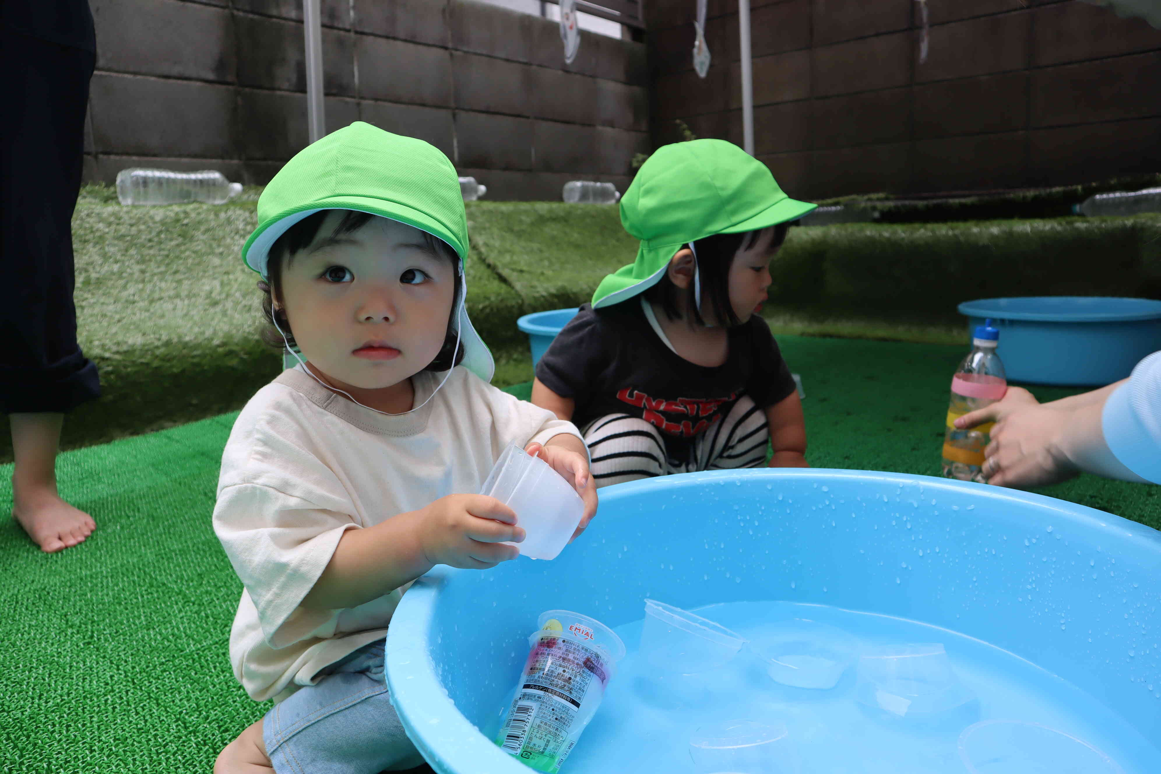 水遊びが始まりました