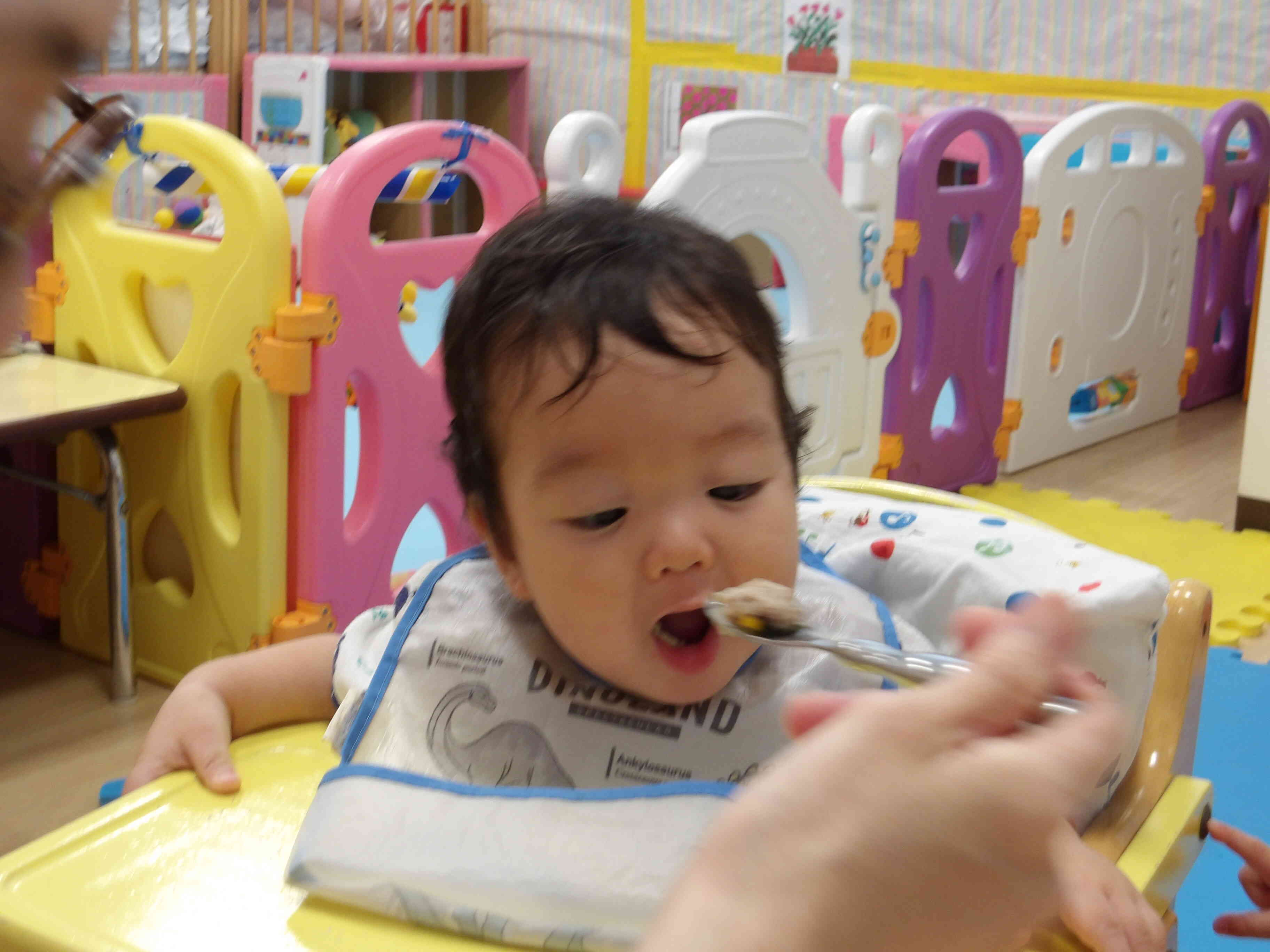 0歳児さんの食事